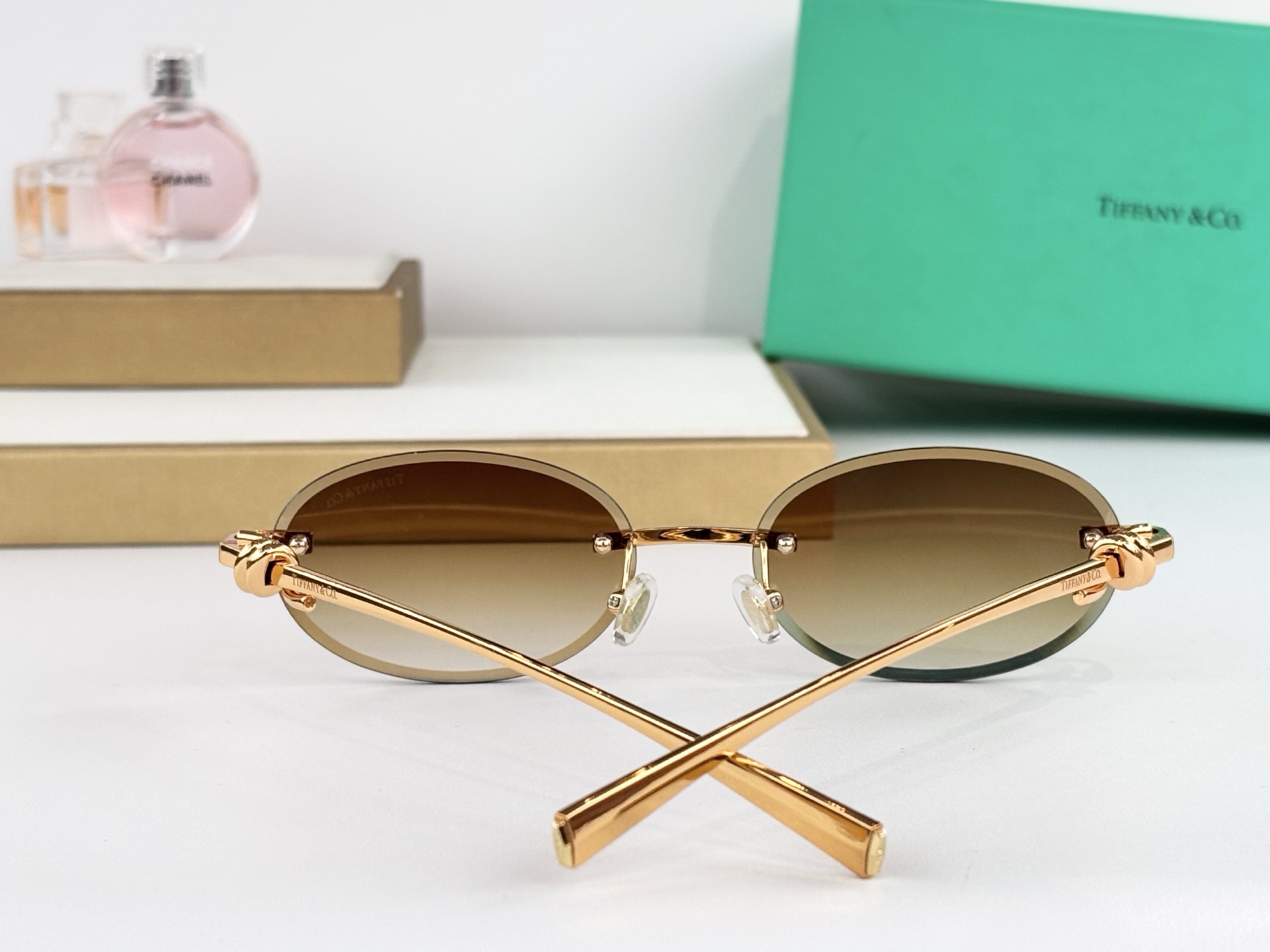 TIFFANY&Co.MODEL：TF1857ＬSIZE：56口18-140