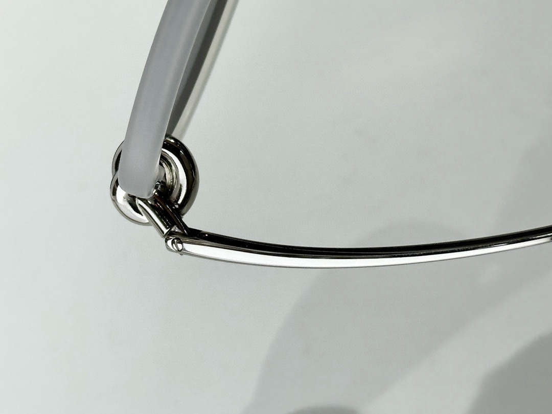 BOTTEGA VENET*MODEL：BV1418SSIZE：58口15-145