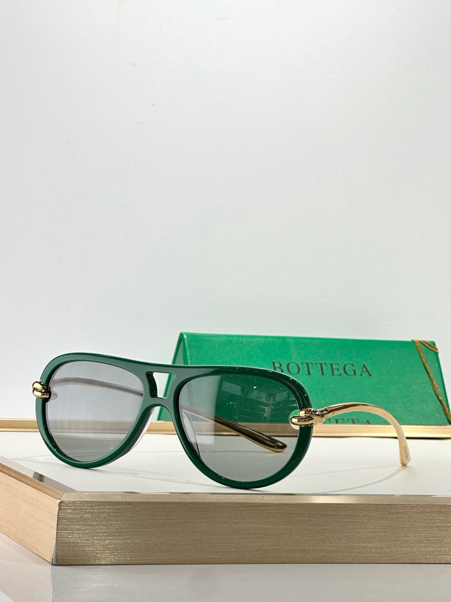 BOTTEGA VENET*MODEL：BV1418SSIZE：58口15-145