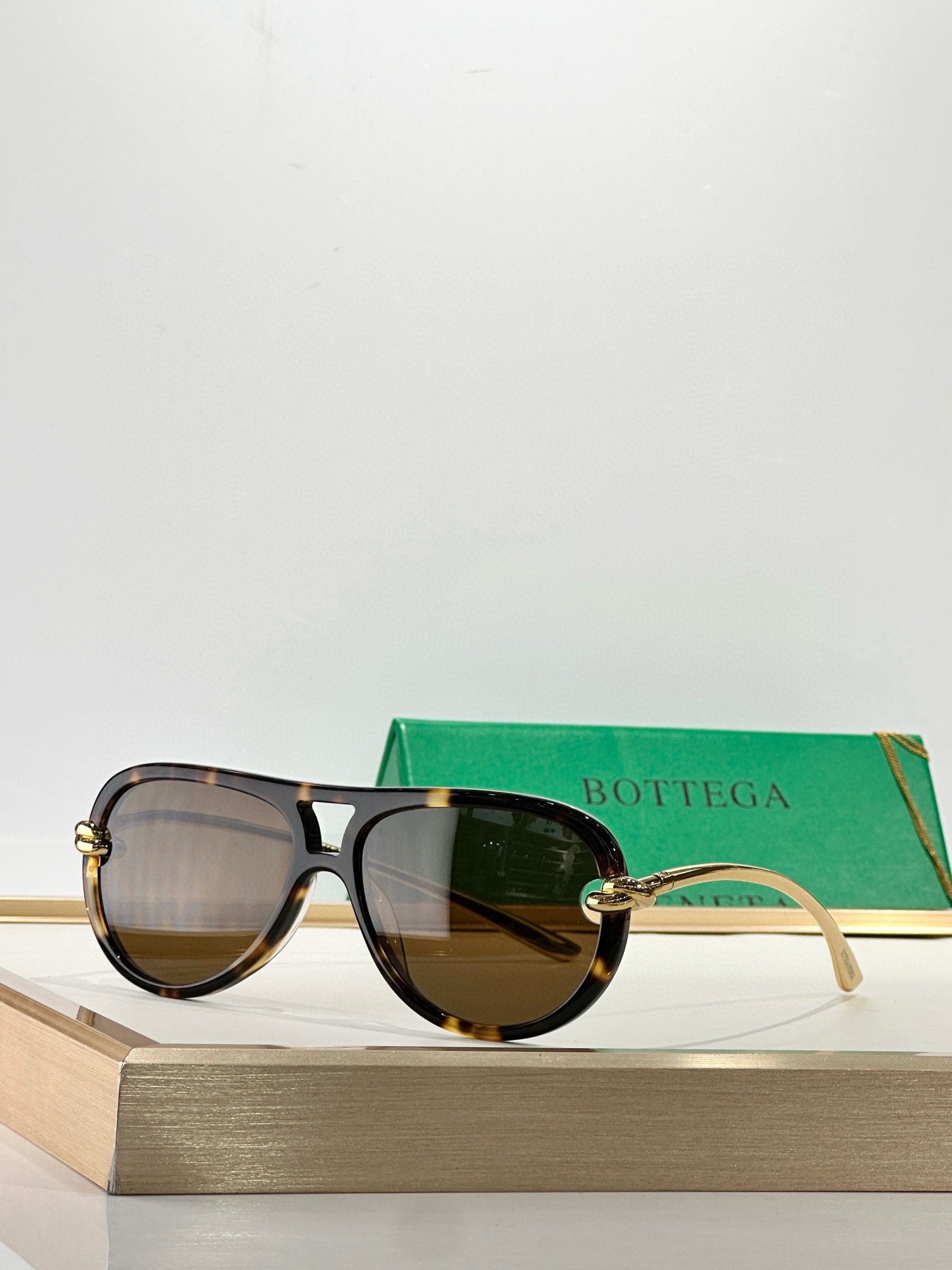 BOTTEGA VENET*MODEL：BV1418SSIZE：58口15-145