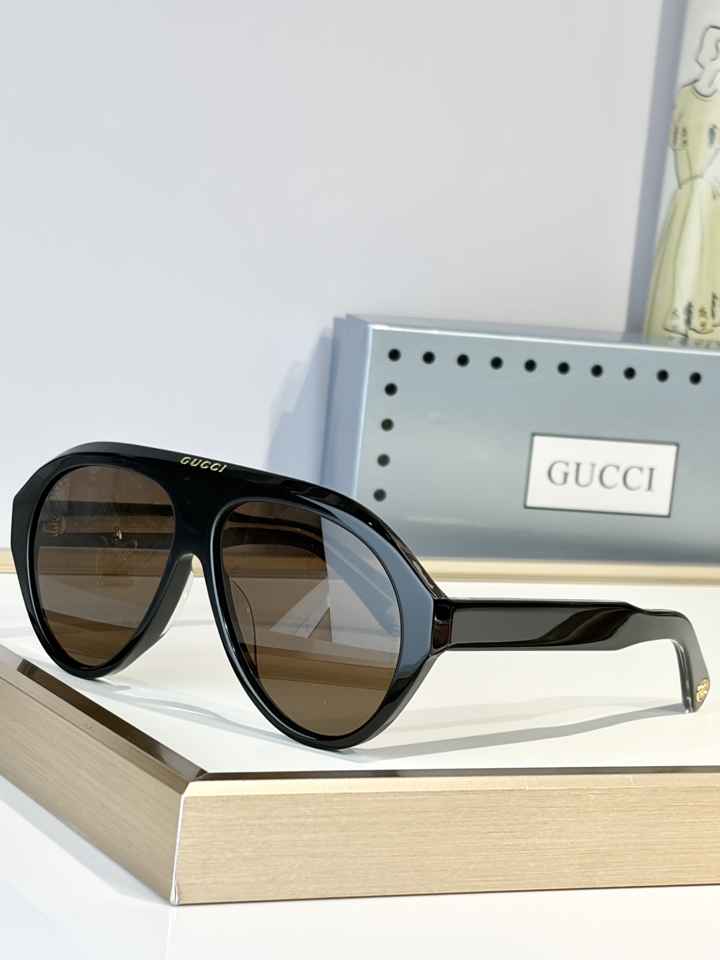 Gucci GUCC*