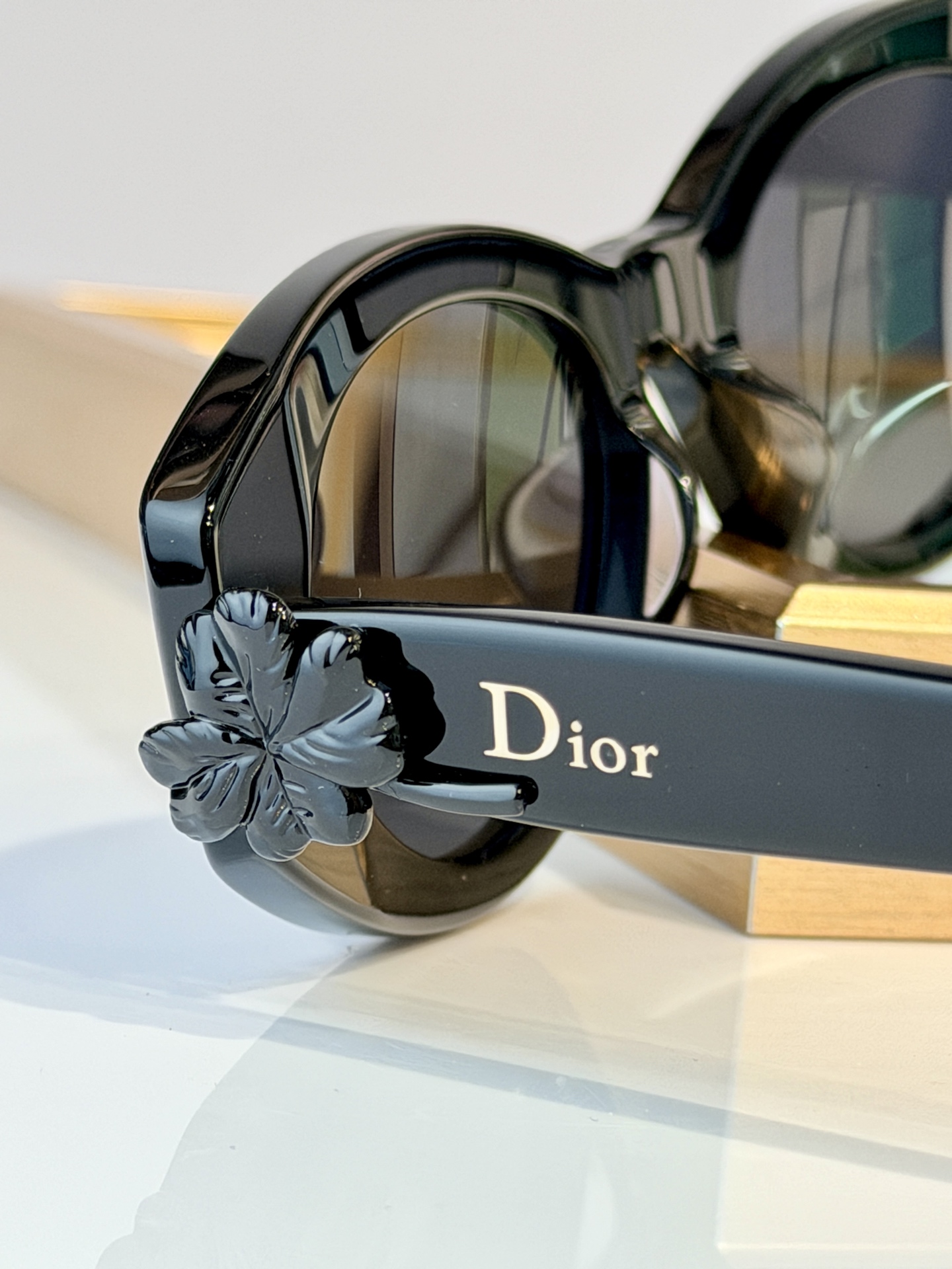 DIO*花卉设计MODEL: Dior Clover B1FSIZE：54口19-140
