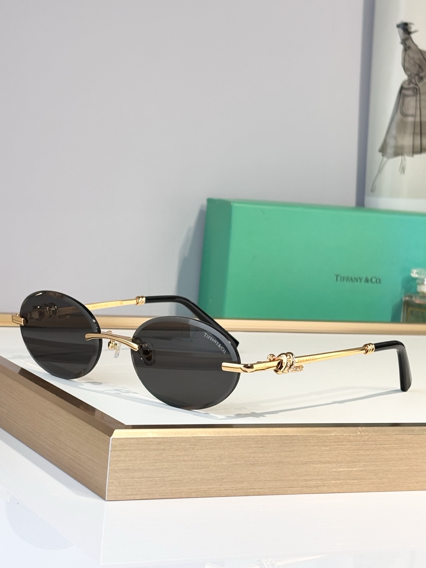TIFFANY&Co.MODEL：TF2022BSIZE：57-18口145