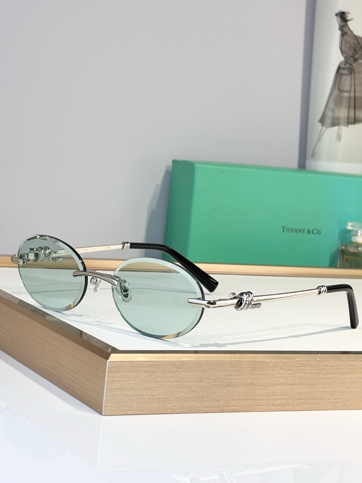 TIFFANY&Co.MODEL：TF2022BSIZE：57-18口145