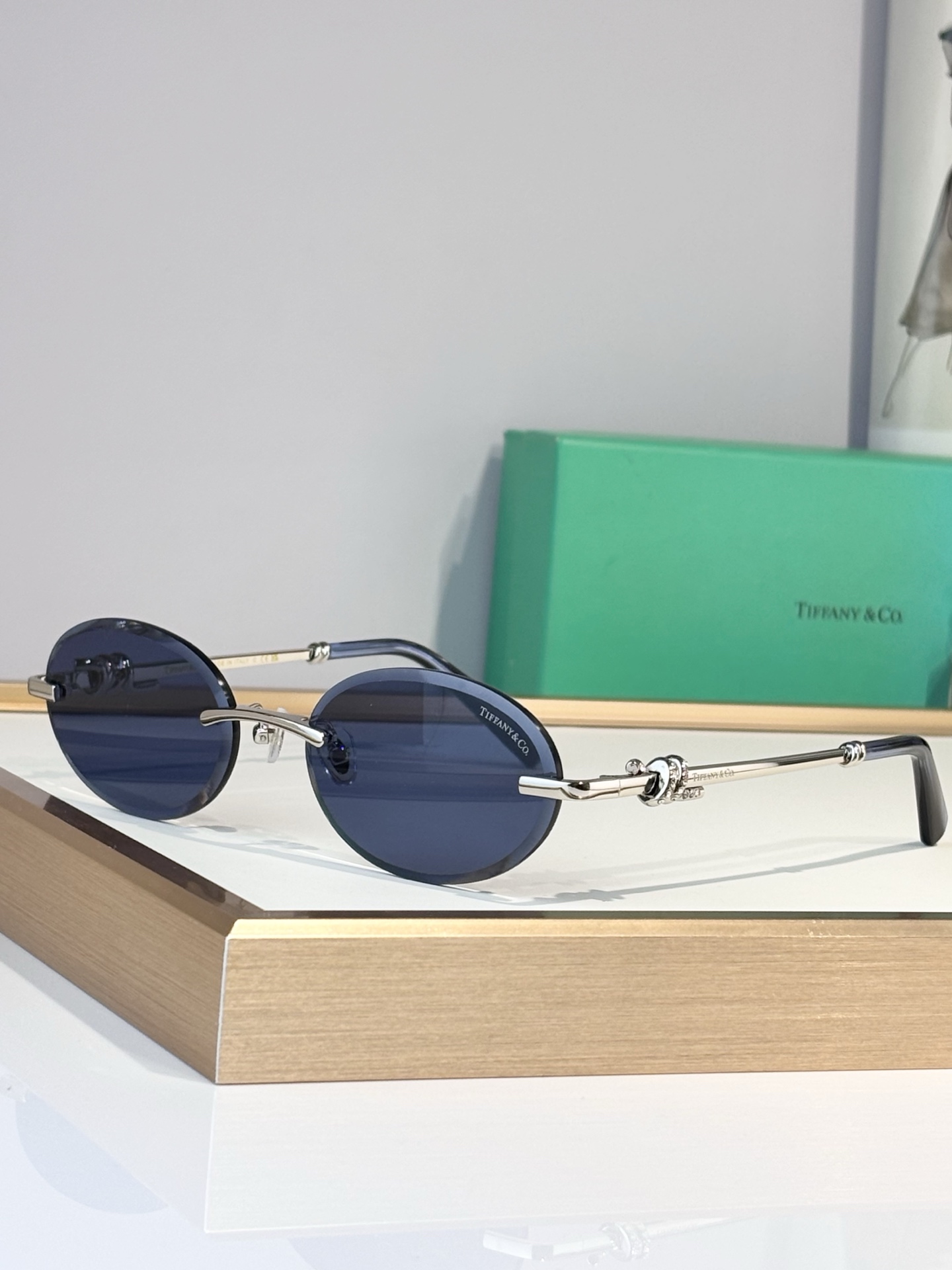 TIFFANY&Co.MODEL：TF2022BSIZE：57-18口145