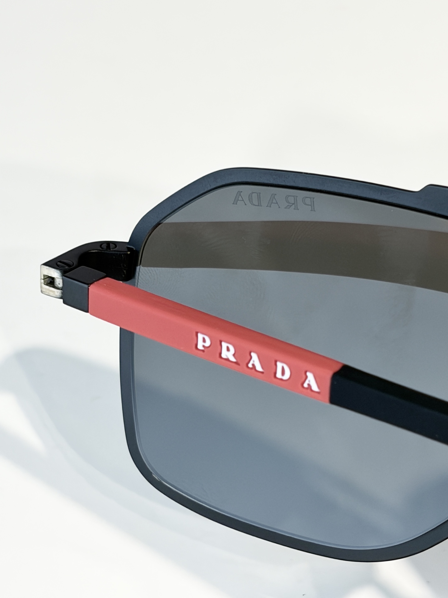 Prada PRADA