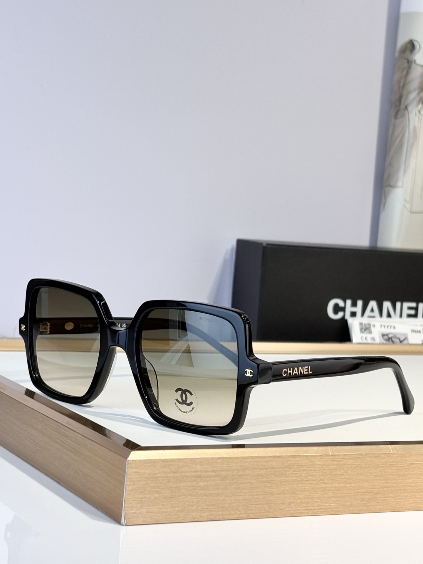 CHANELMODEL：71773SIZE：56口17-140。