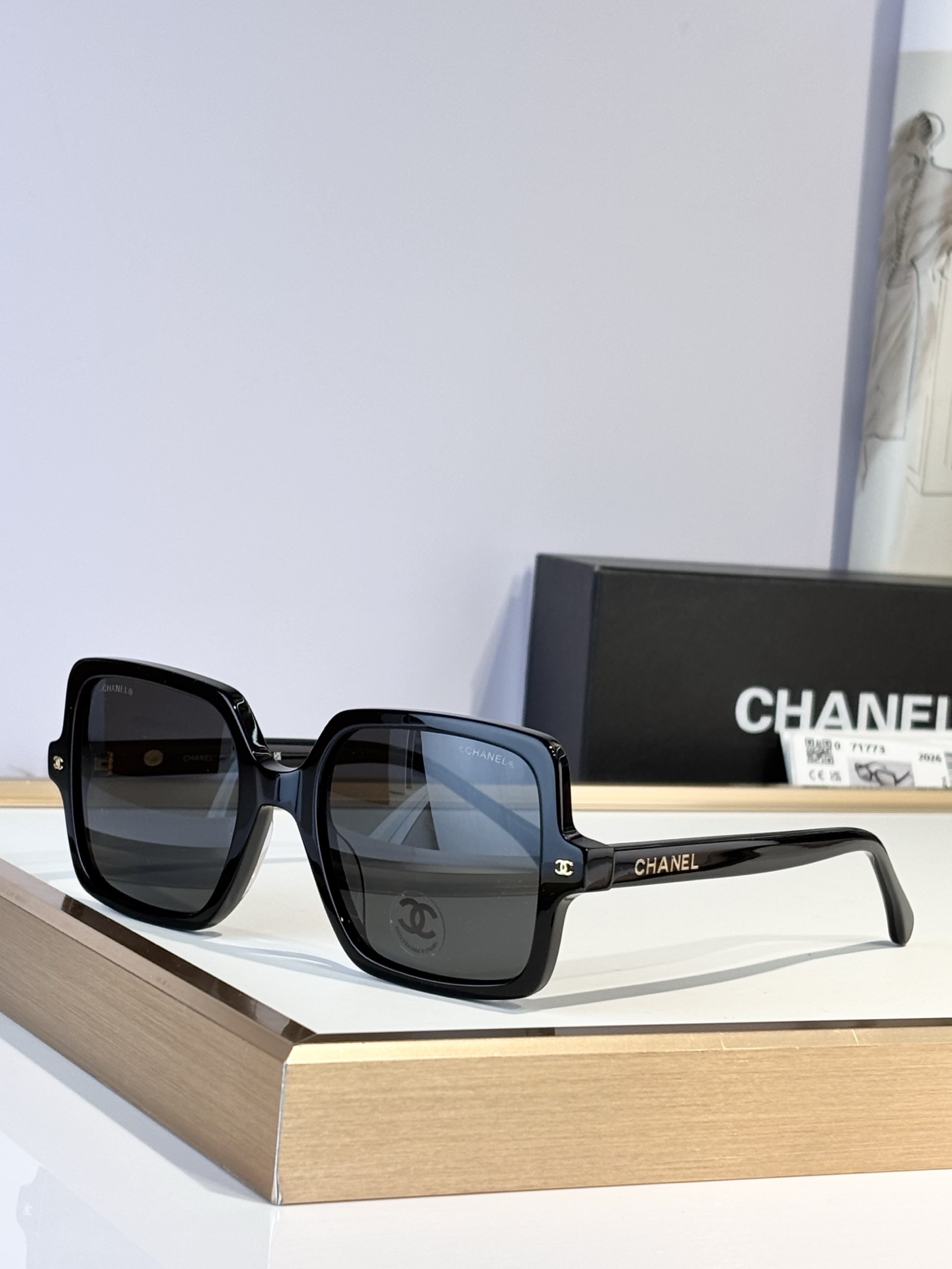 CHANELMODEL：71773SIZE：56口17-140。