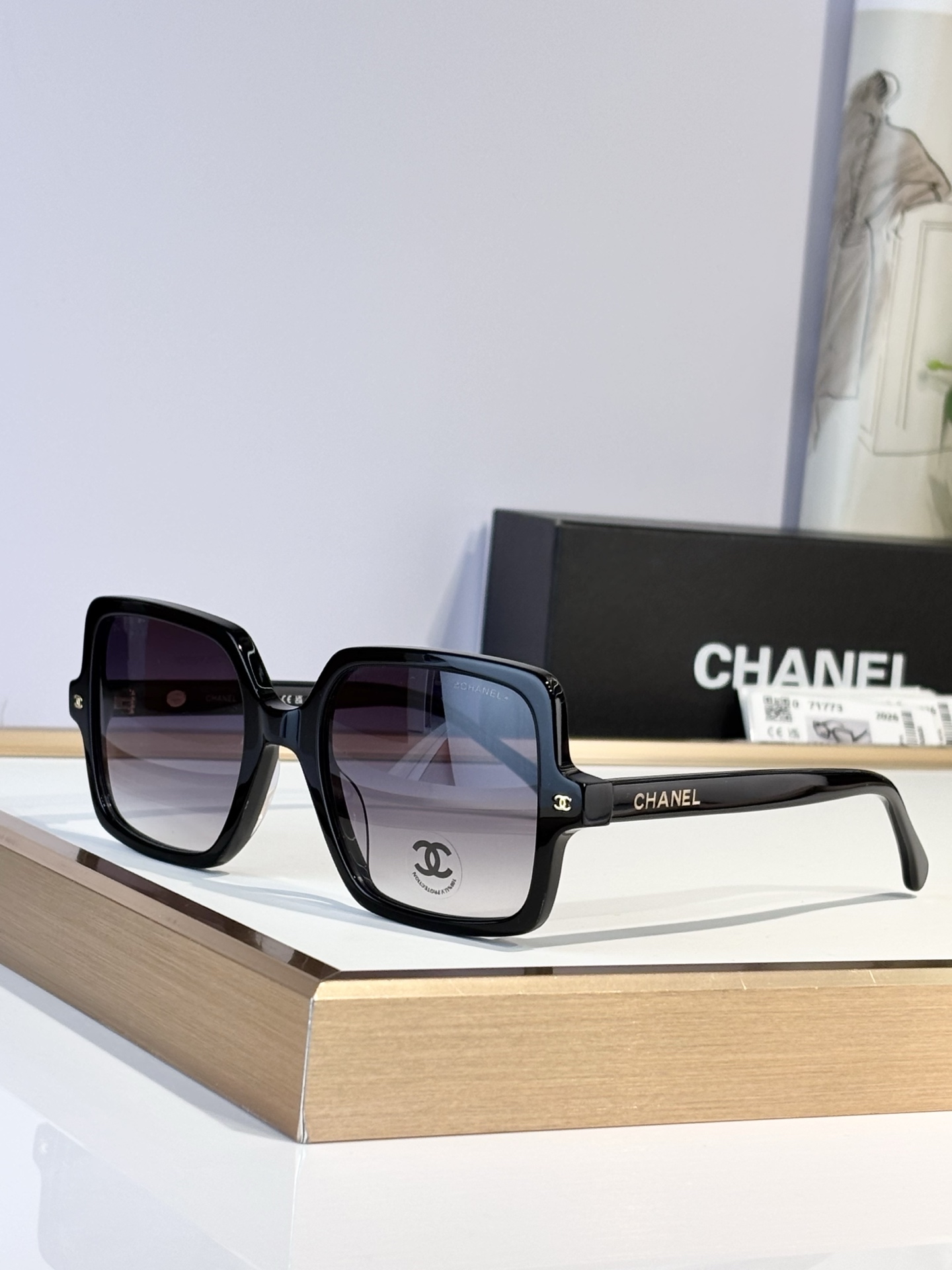 CHANELMODEL：71773SIZE：56口17-140。