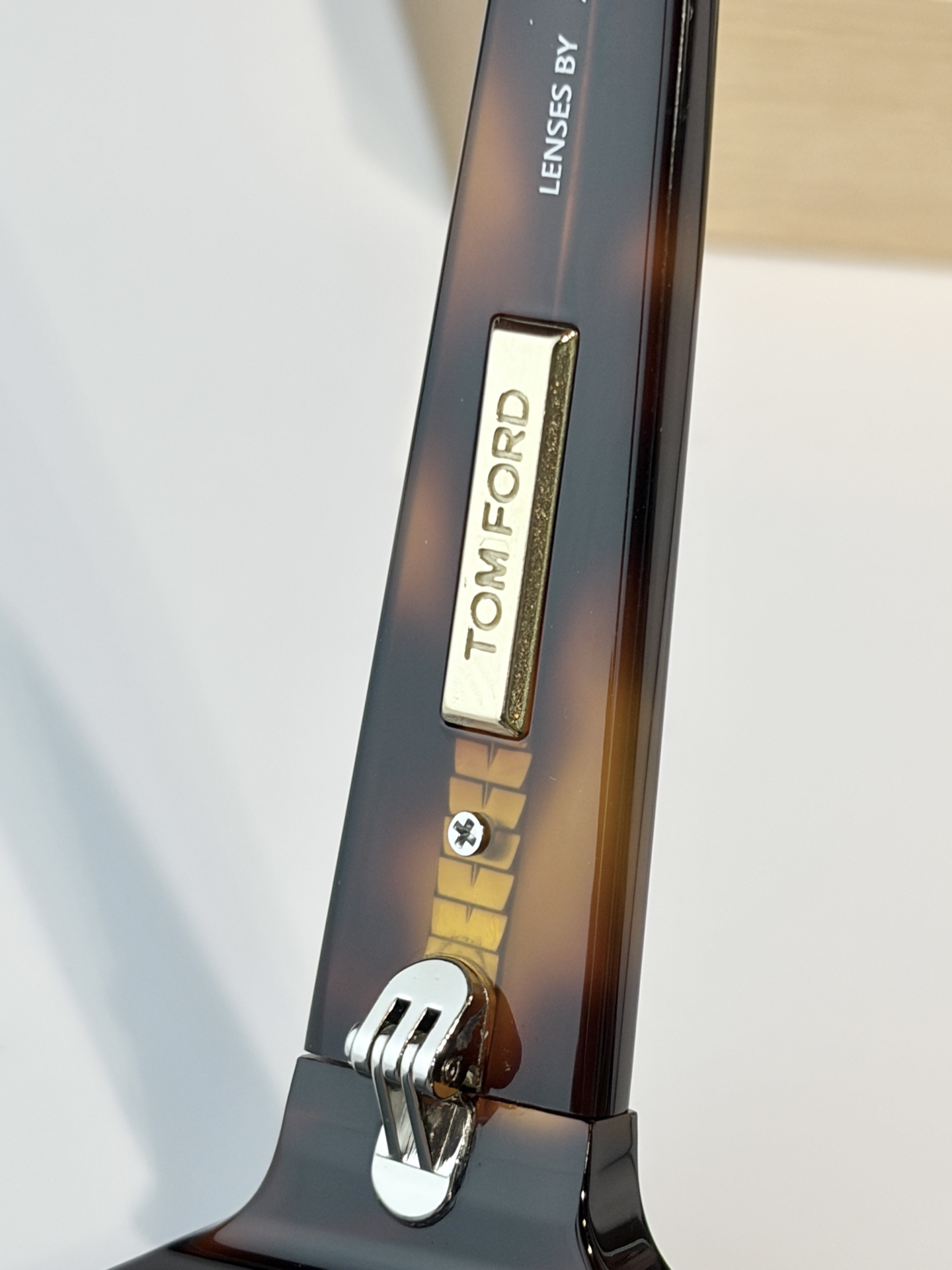 TOM FORDMOD：FT1253Size：54口22-140