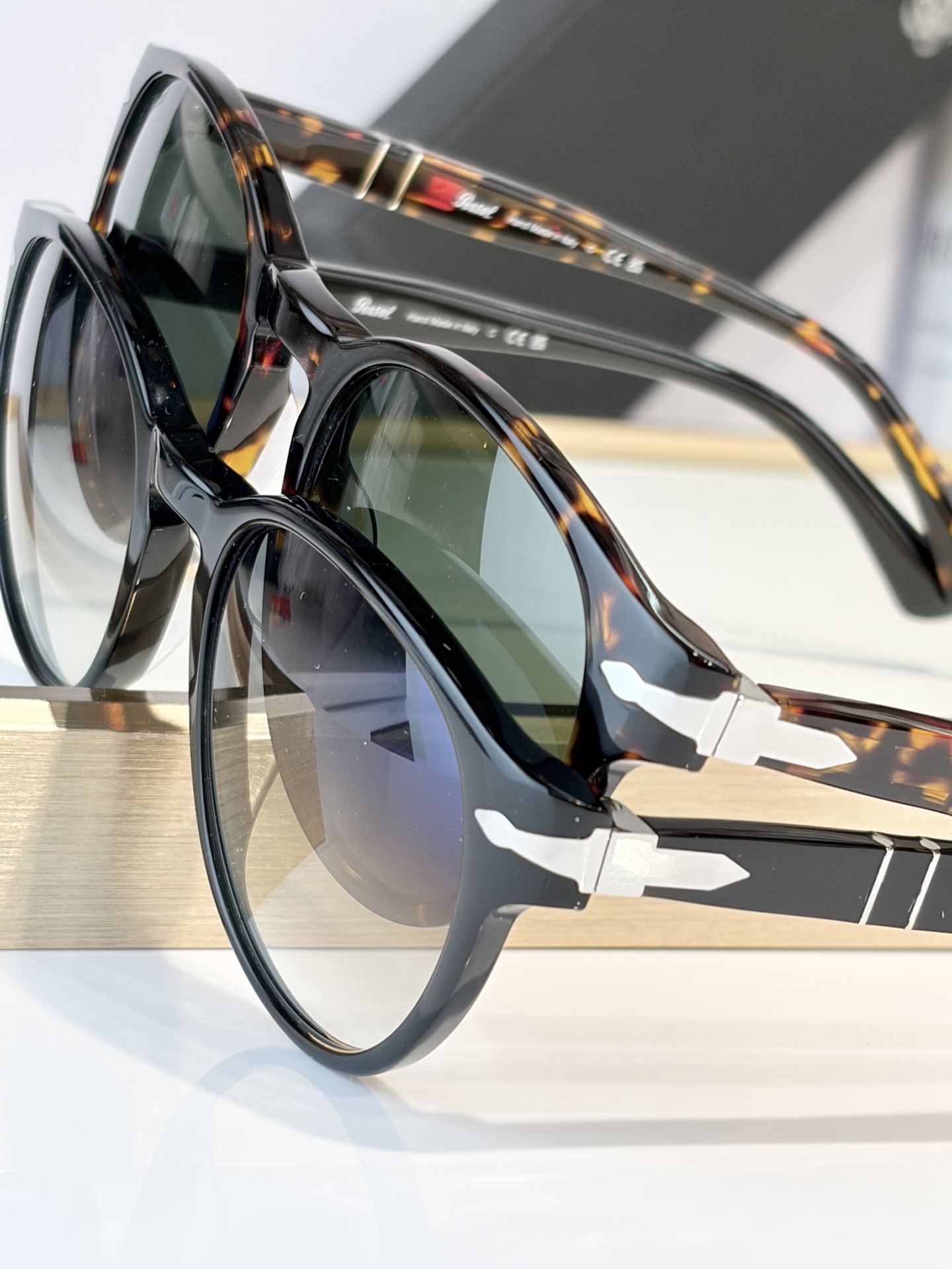 Perso* 玻璃镜片 Glass lensMODEL：3152-SSIZE：52口20-145