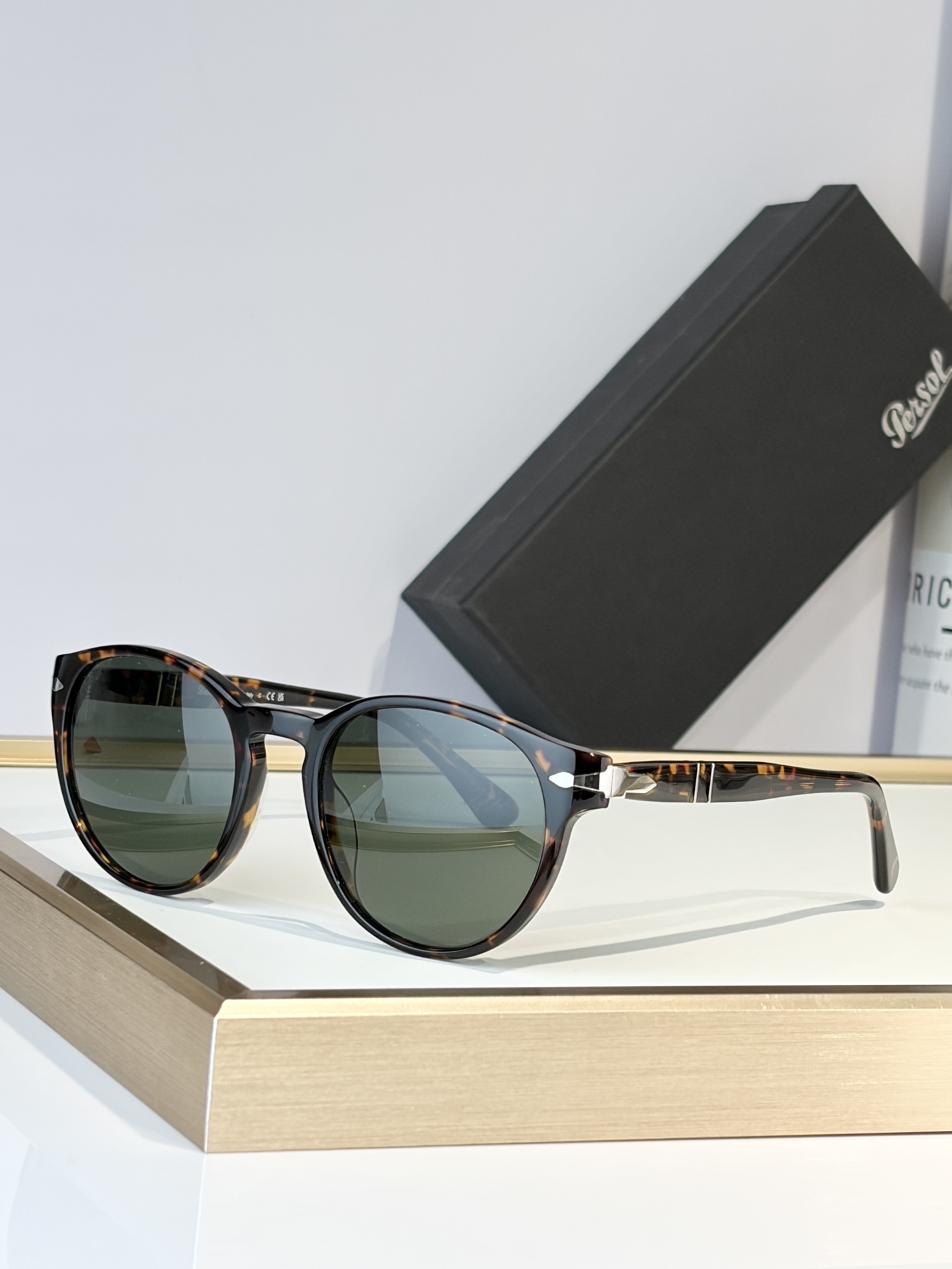 Perso* 玻璃镜片 Glass lensMODEL：3152-SSIZE：52口20-145
