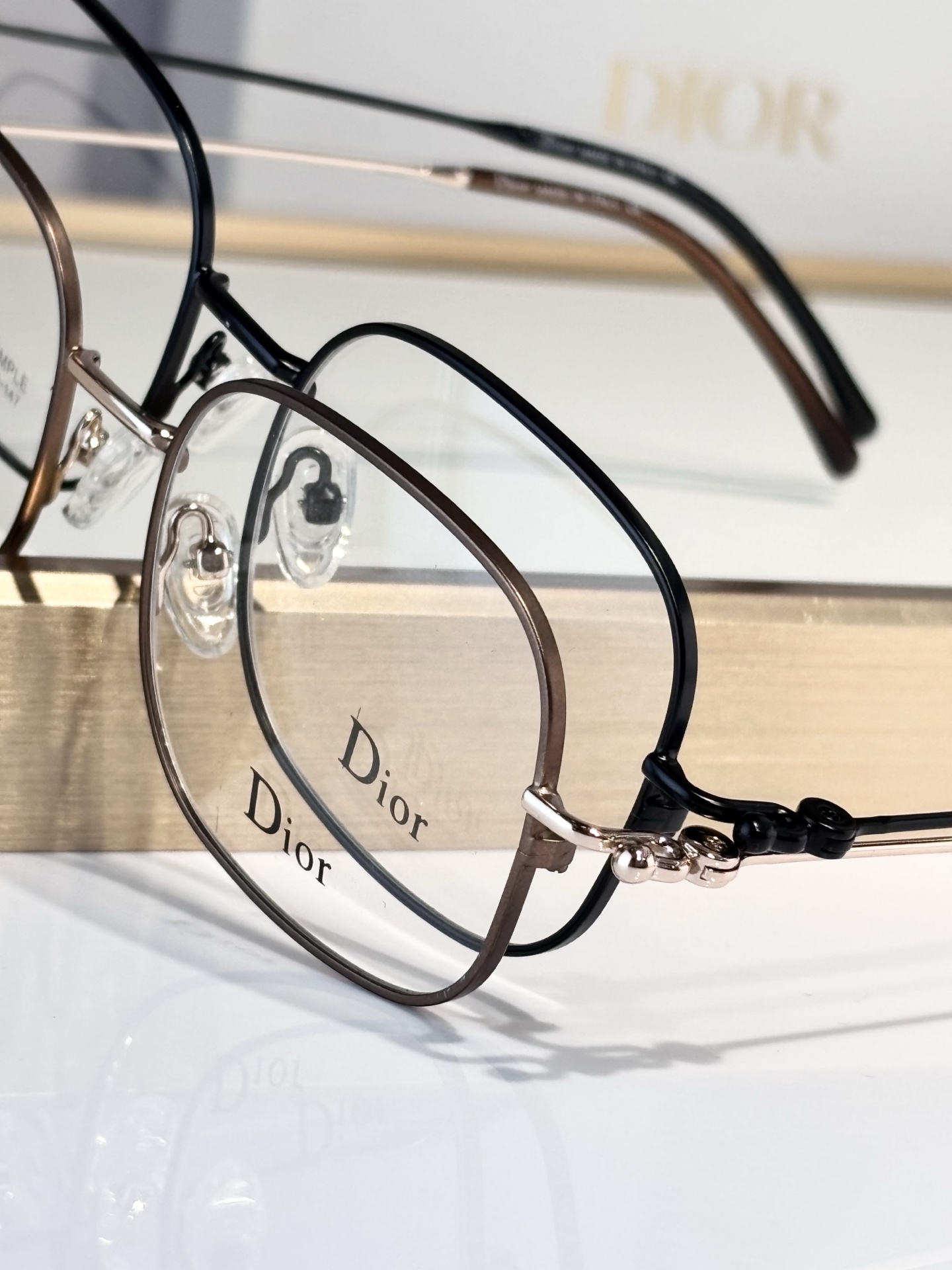 Dior MOD：1626Size：52口18-147