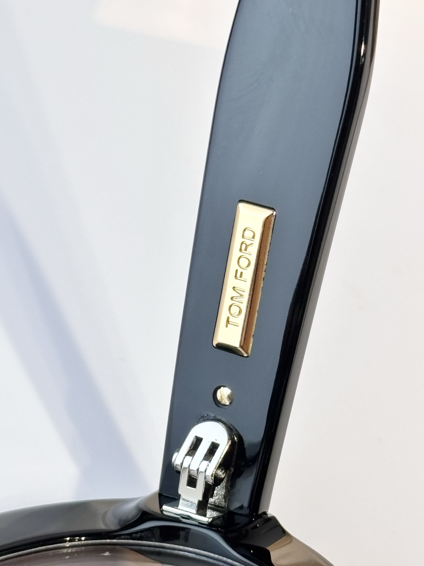𝐓𝐎𝐌 𝐅𝐎𝐑𝐃 𝟮𝟲𝑠𝑠 𝑰𝑪𝑶𝑵系列MOD：FT1328（ICON OVAL）size：55口18-