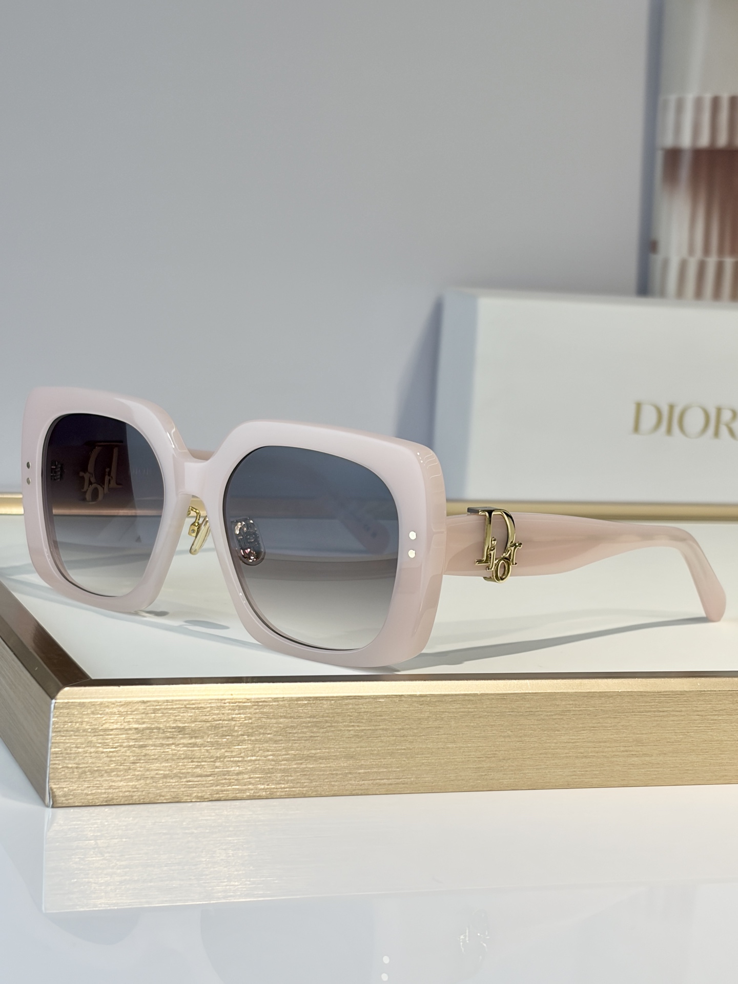 DIORMOD：Dior Oblique S1FSize：56口19-145