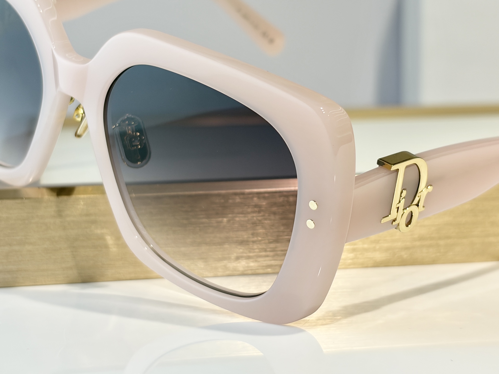 DIORMOD：Dior Oblique S1FSize：56口19-145