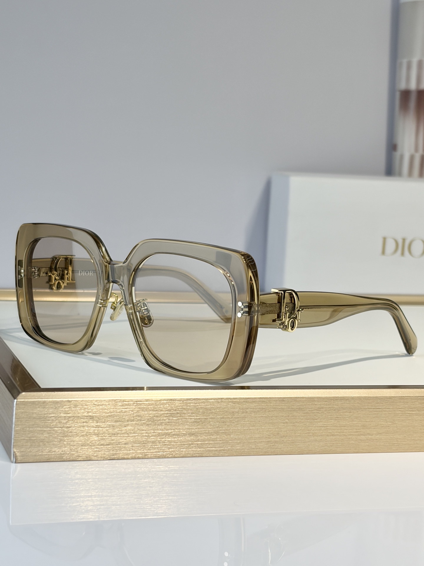 DIORMOD：Dior Oblique S1FSize：56口19-145