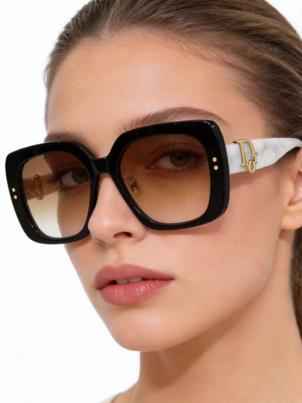 DIORMOD：Dior Oblique S1FSize：56口19-145