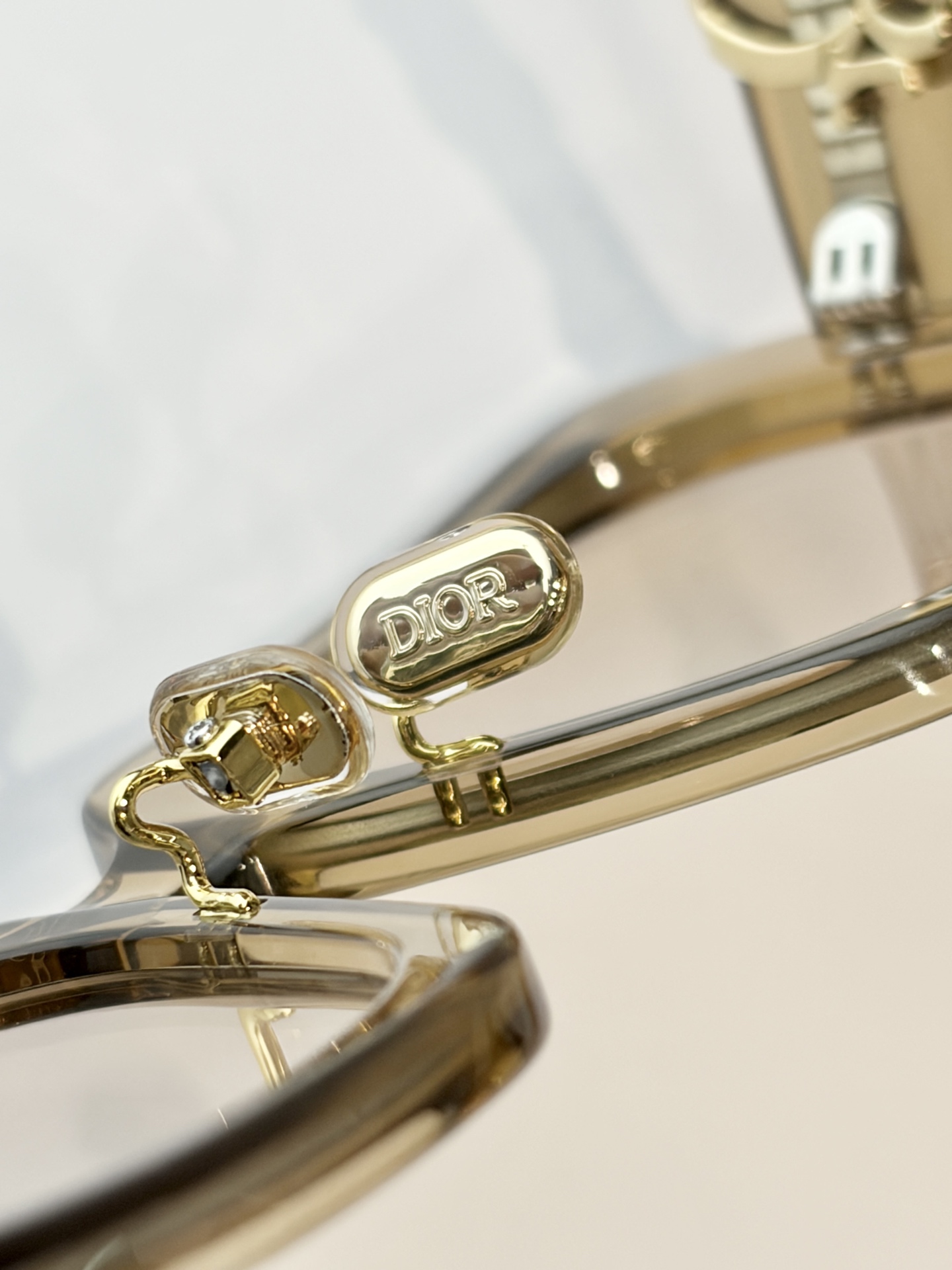 DIORMOD：Dior Oblique S1FSize：56口19-145