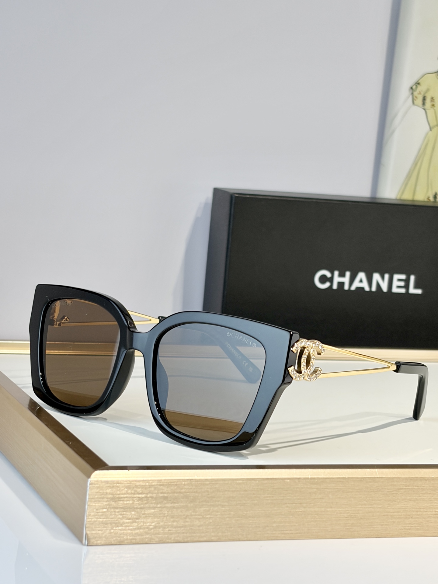 Oversized CHANE*MOD : CH6999Size：54-19-145