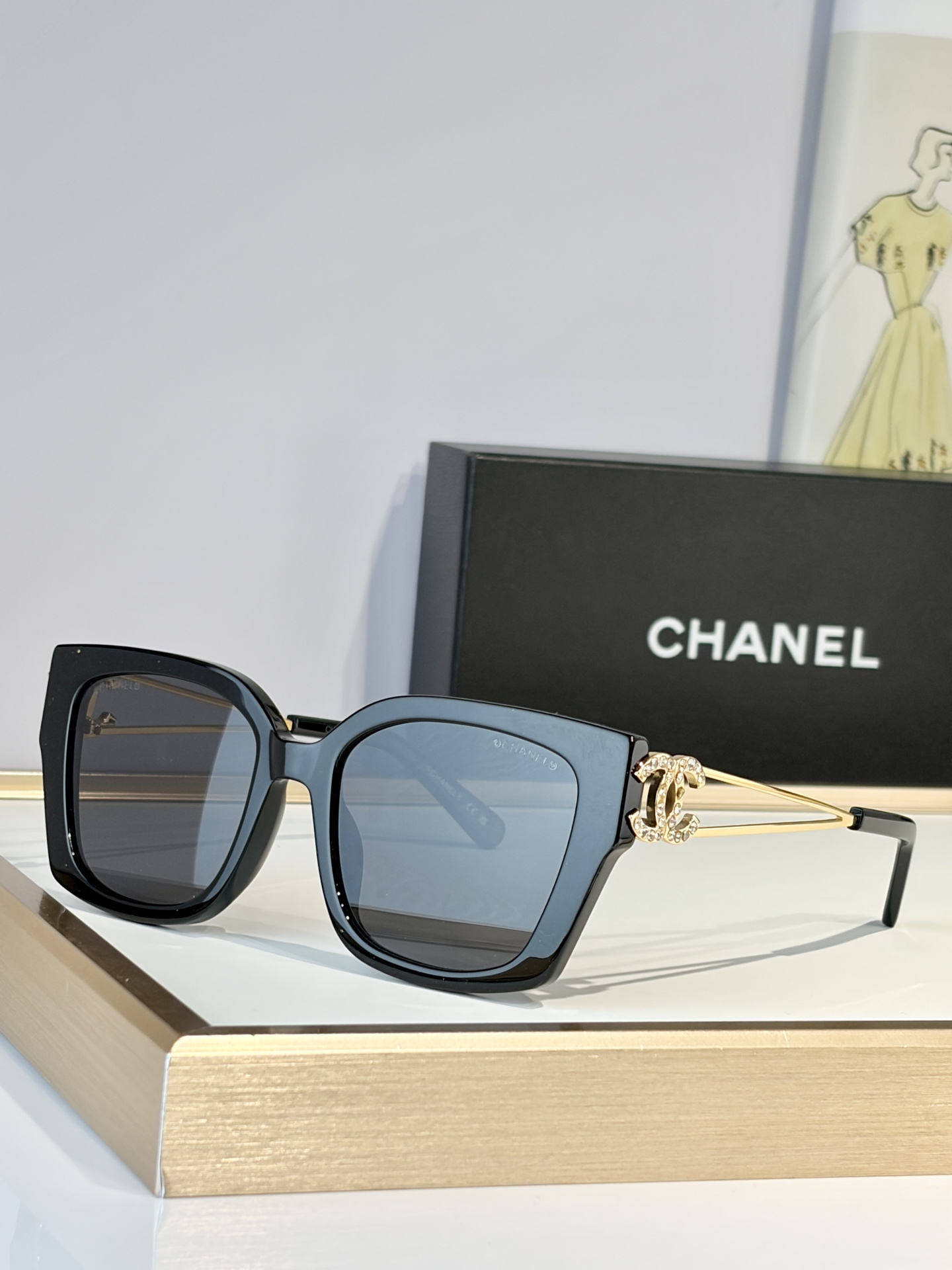 Oversized CHANE*MOD : CH6999Size：54-19-145