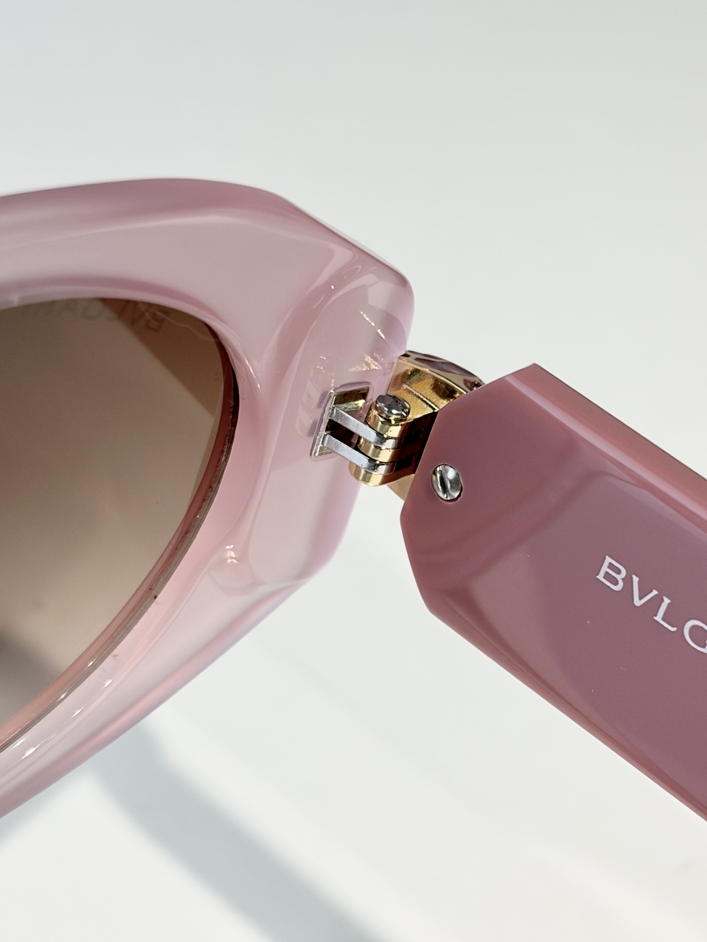 BVLGAR*MODEL：BV40007ISIZE：52口21-145