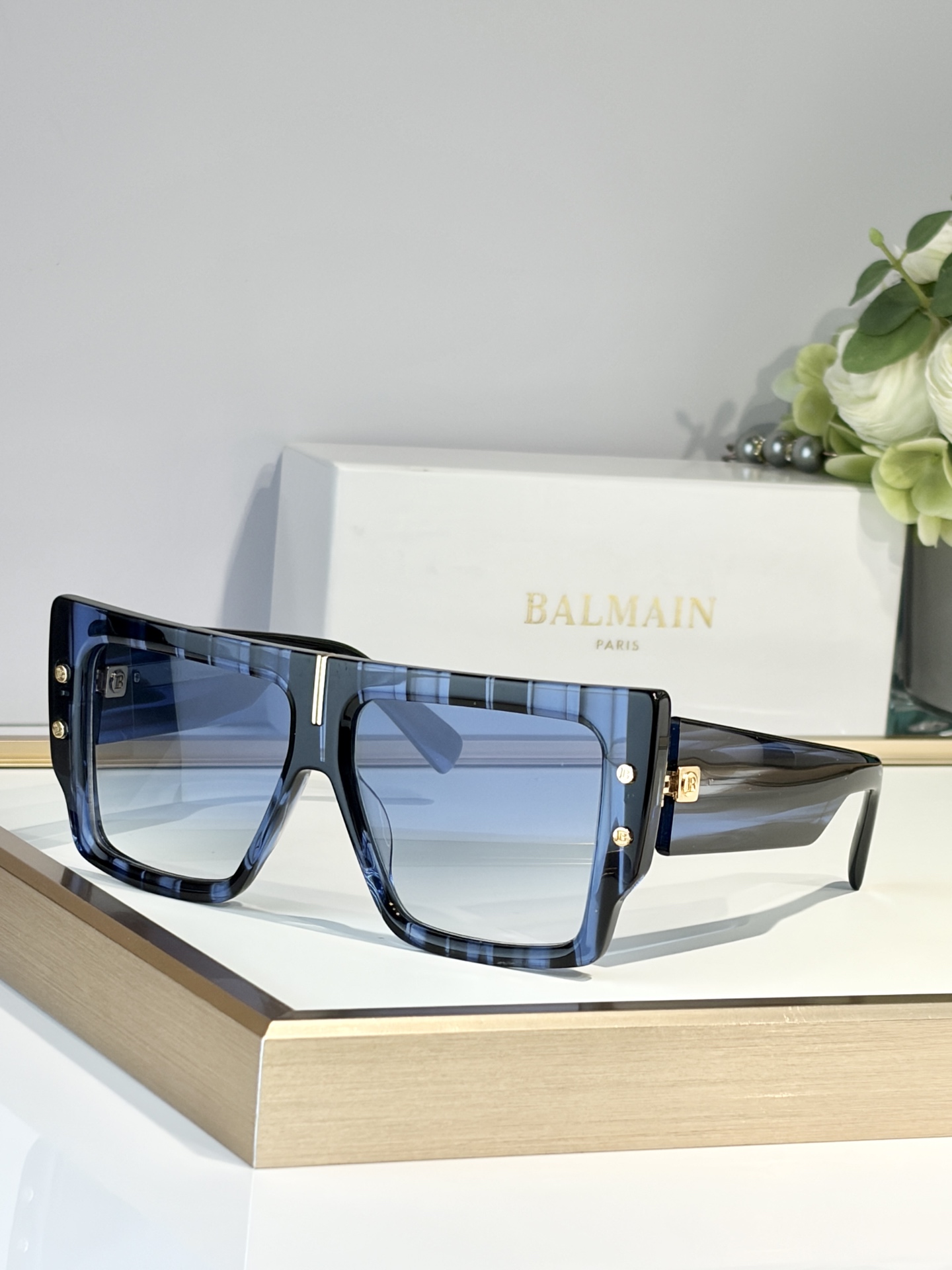 BALMAIN MODEL：GRAND SIZE：57口16-145
