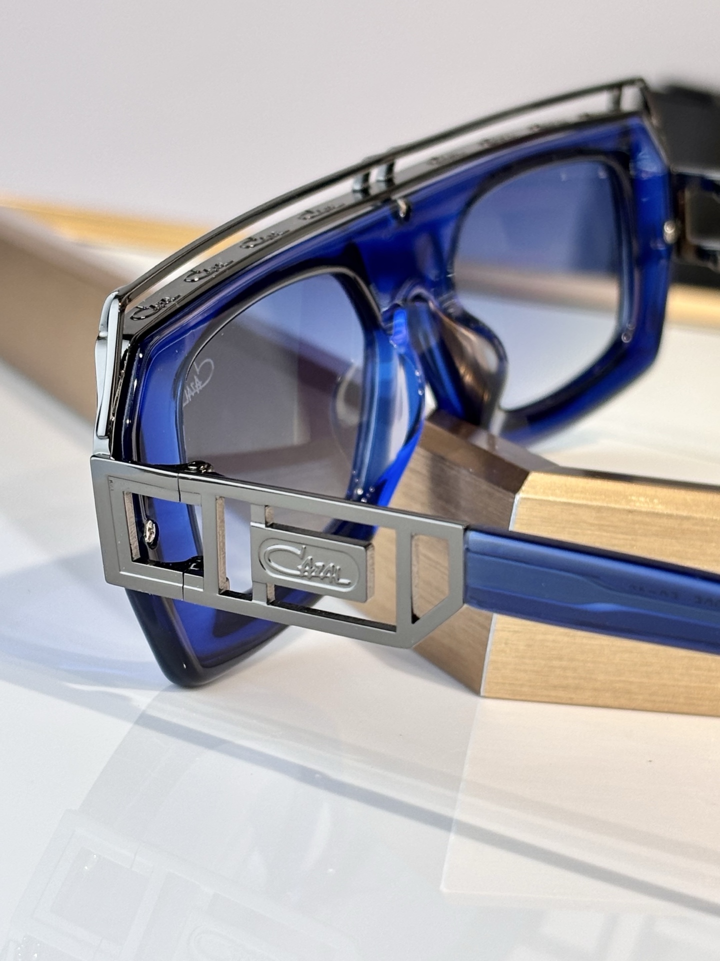 CazalMODEL：MOD. 8517SIZE：50口18-140