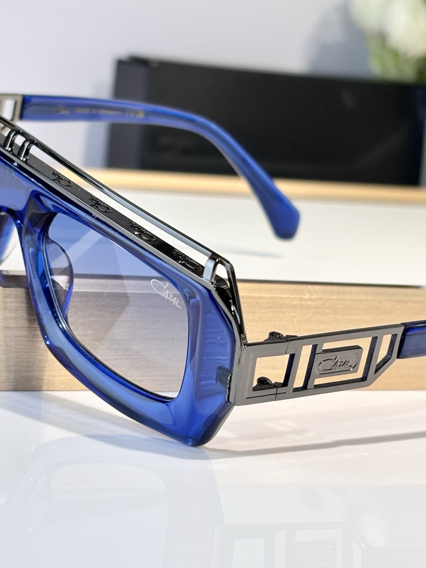 CazalMODEL：MOD. 8517SIZE：50口18-140