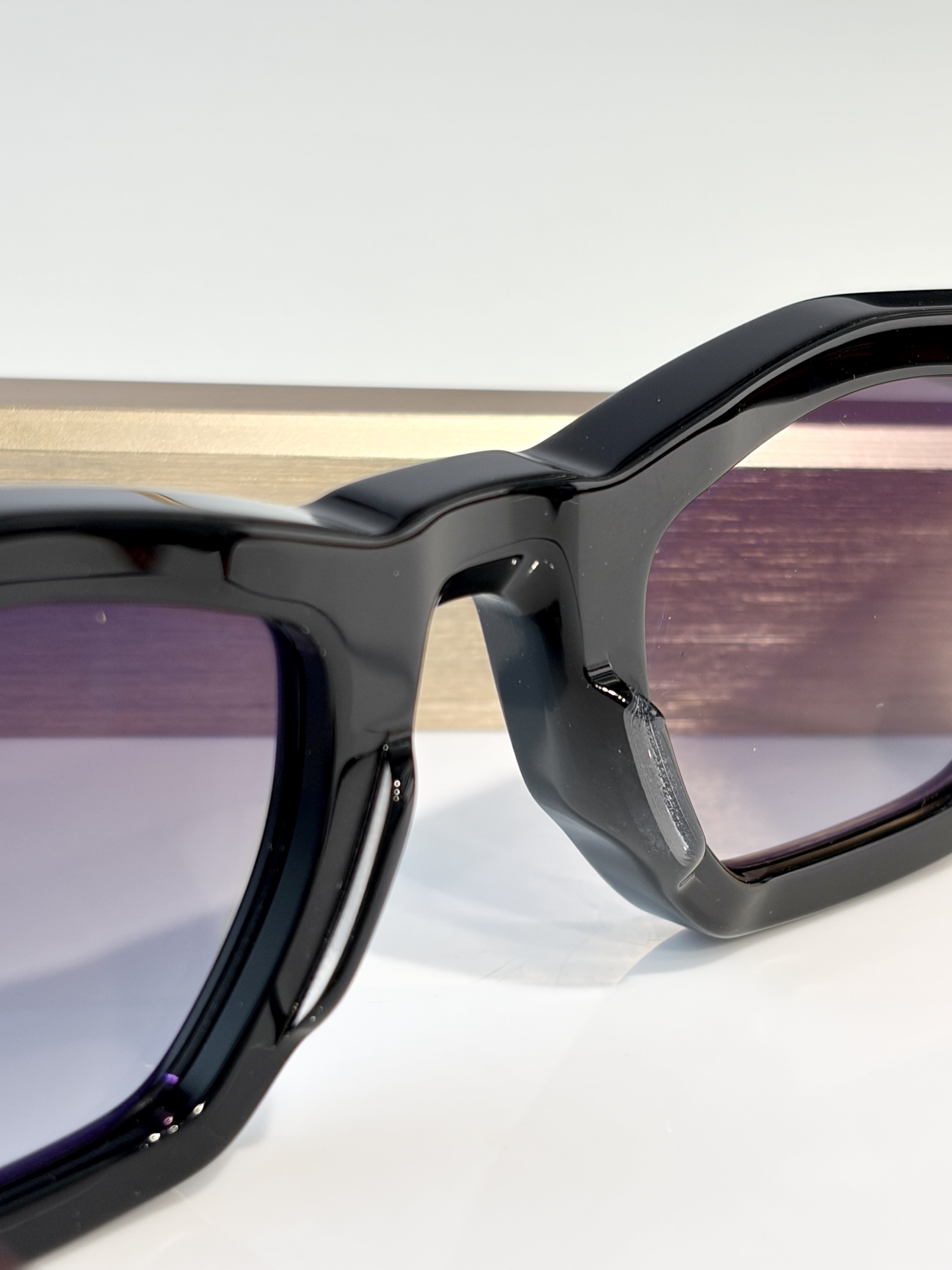 Sato SunglassesTOP QUALITYMODEL： LA SUPERBASIZE：45口2