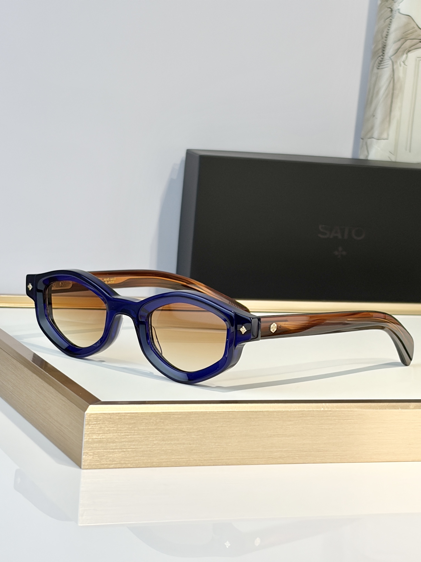 Sato SunglassesTOP QUALITYMODEL： LA SIRIUSSIZE：456口2