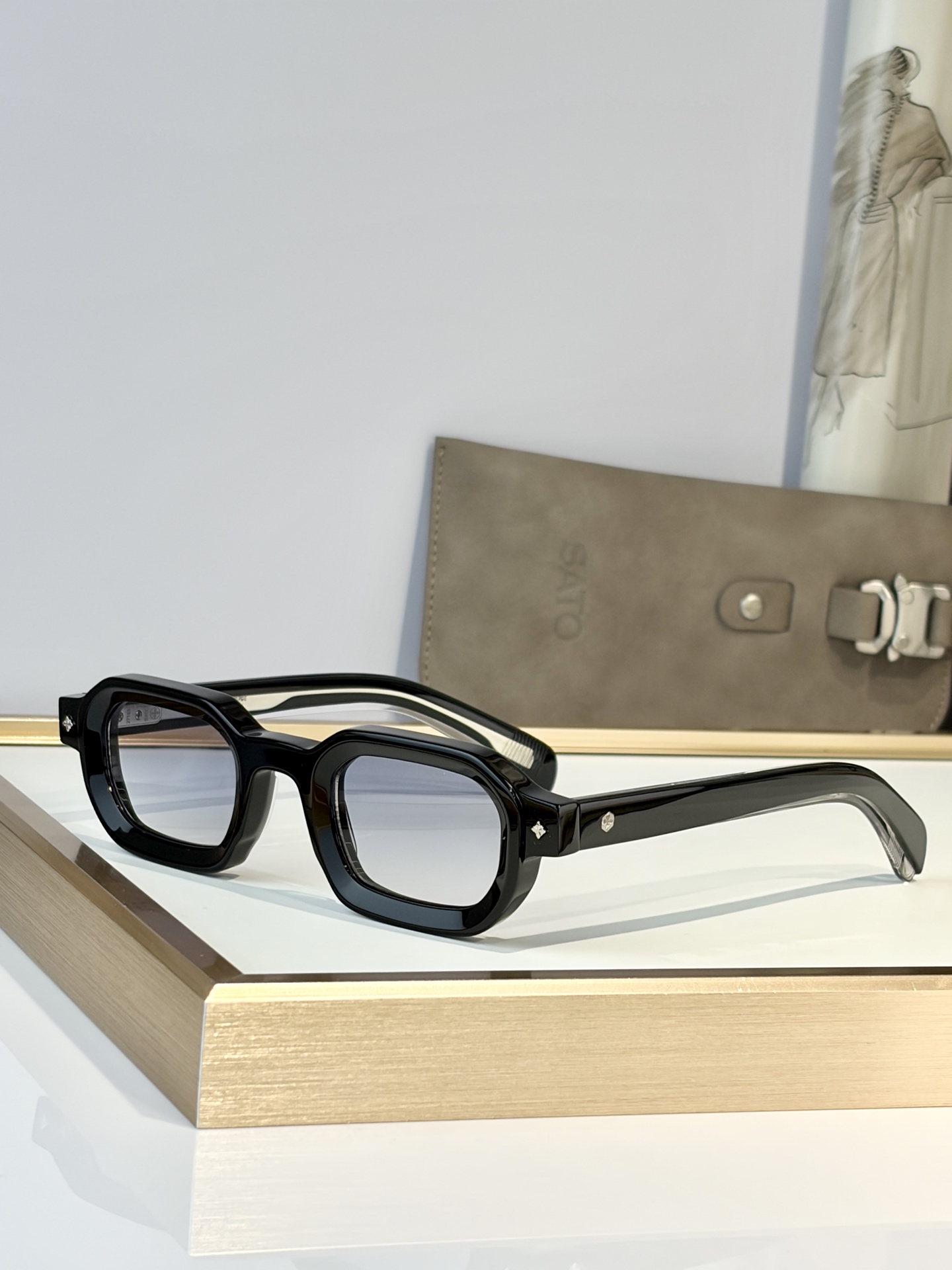 Sato SunglassesTOP QUALITYMODEL： LA VEGASIZE：44口26-1