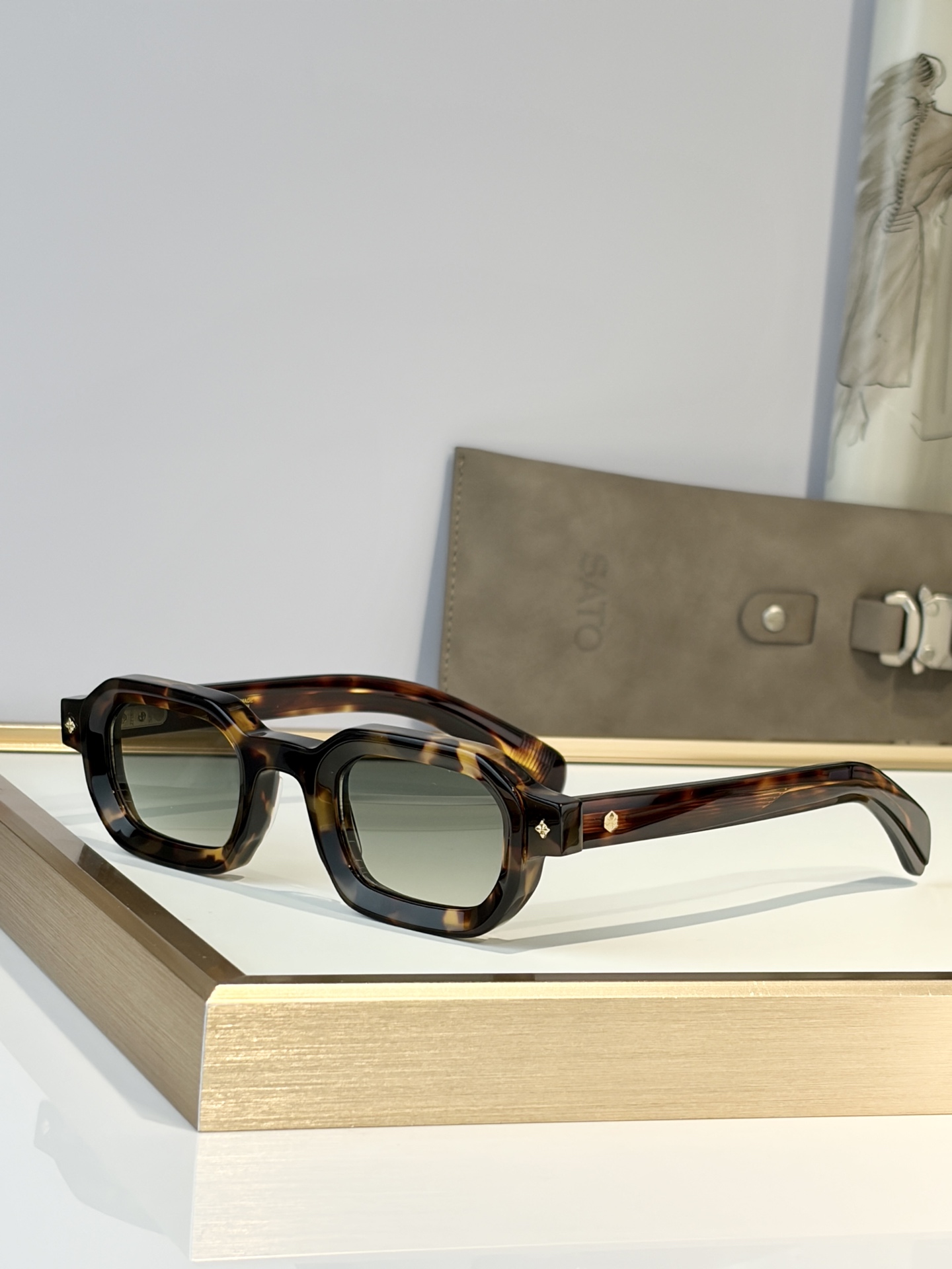 Sato SunglassesTOP QUALITYMODEL： LA VEGASIZE：44口26-1