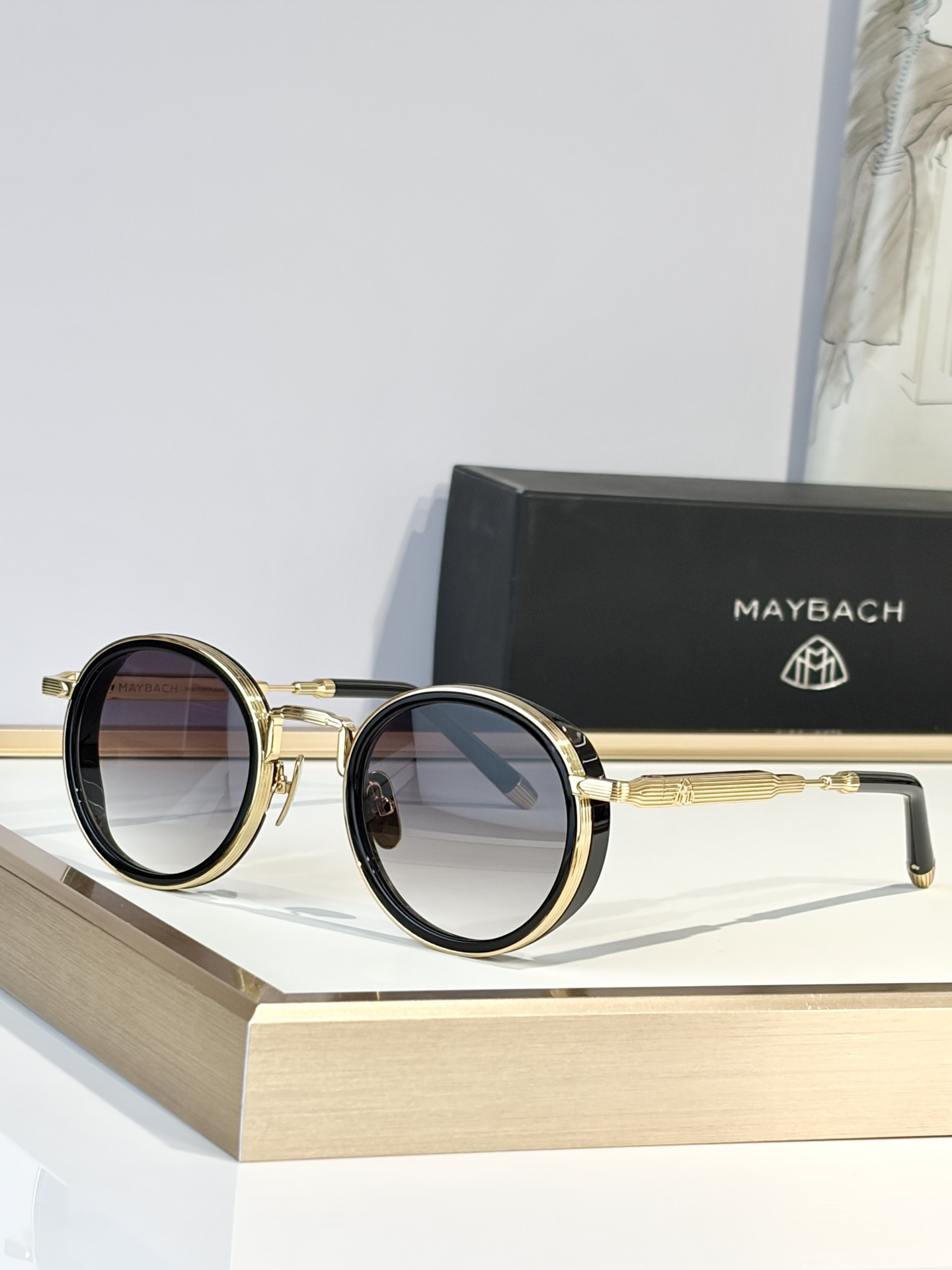 MAYBAC*TOP QUALITYMODEL：THE BOULEVARD IlSIZE：47口24 1
