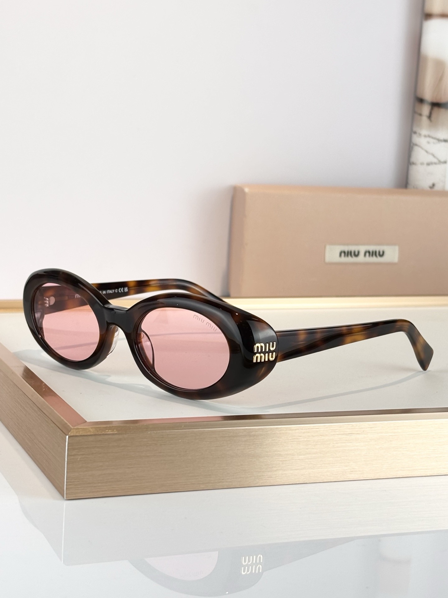 MIU MI*MOD：MU B09SSize：53口21 140