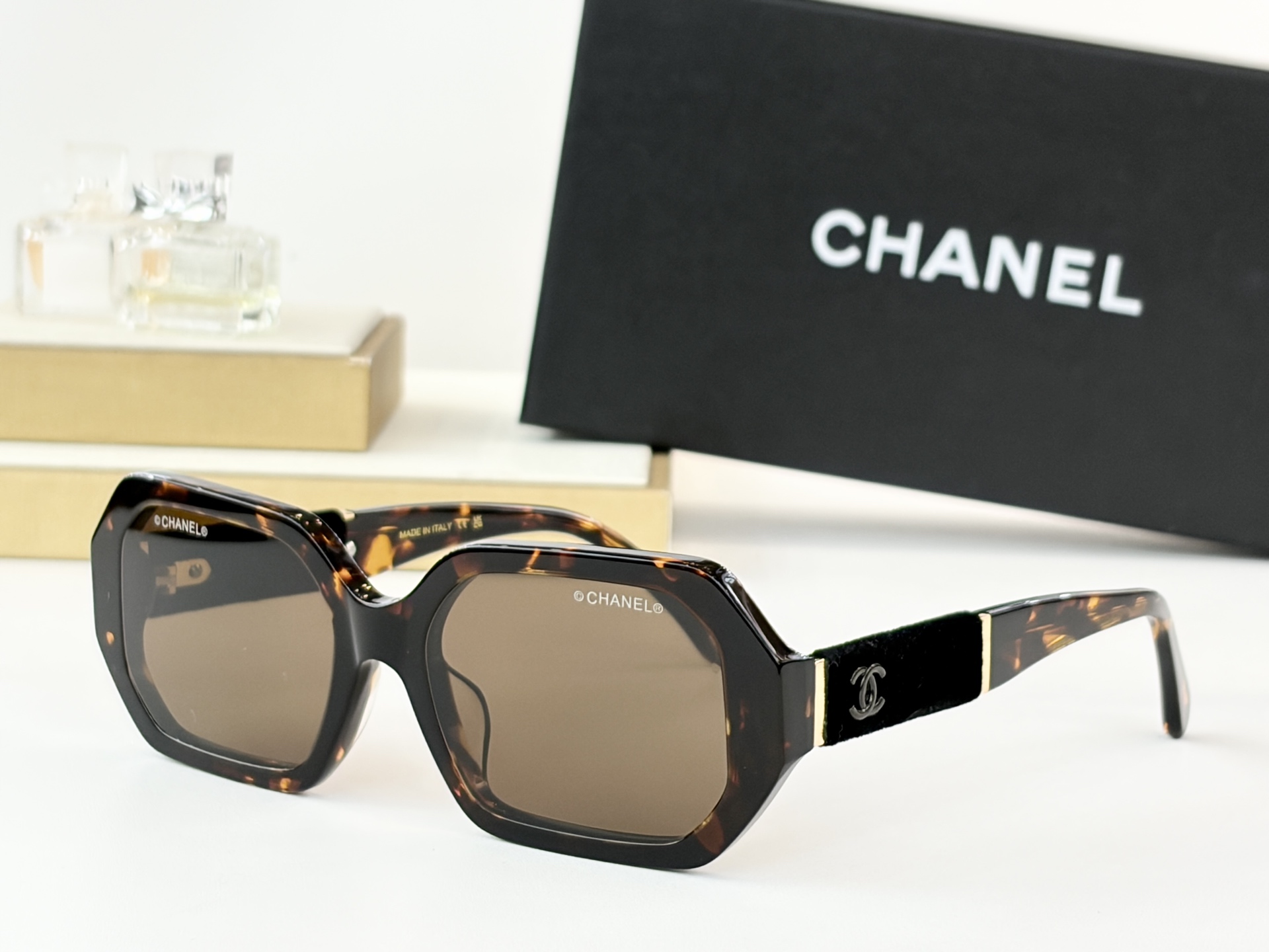 CHANE* MOD:CH6088Size:54-20-145布艺工艺年度重磅新品最佳品质非球面高清平面