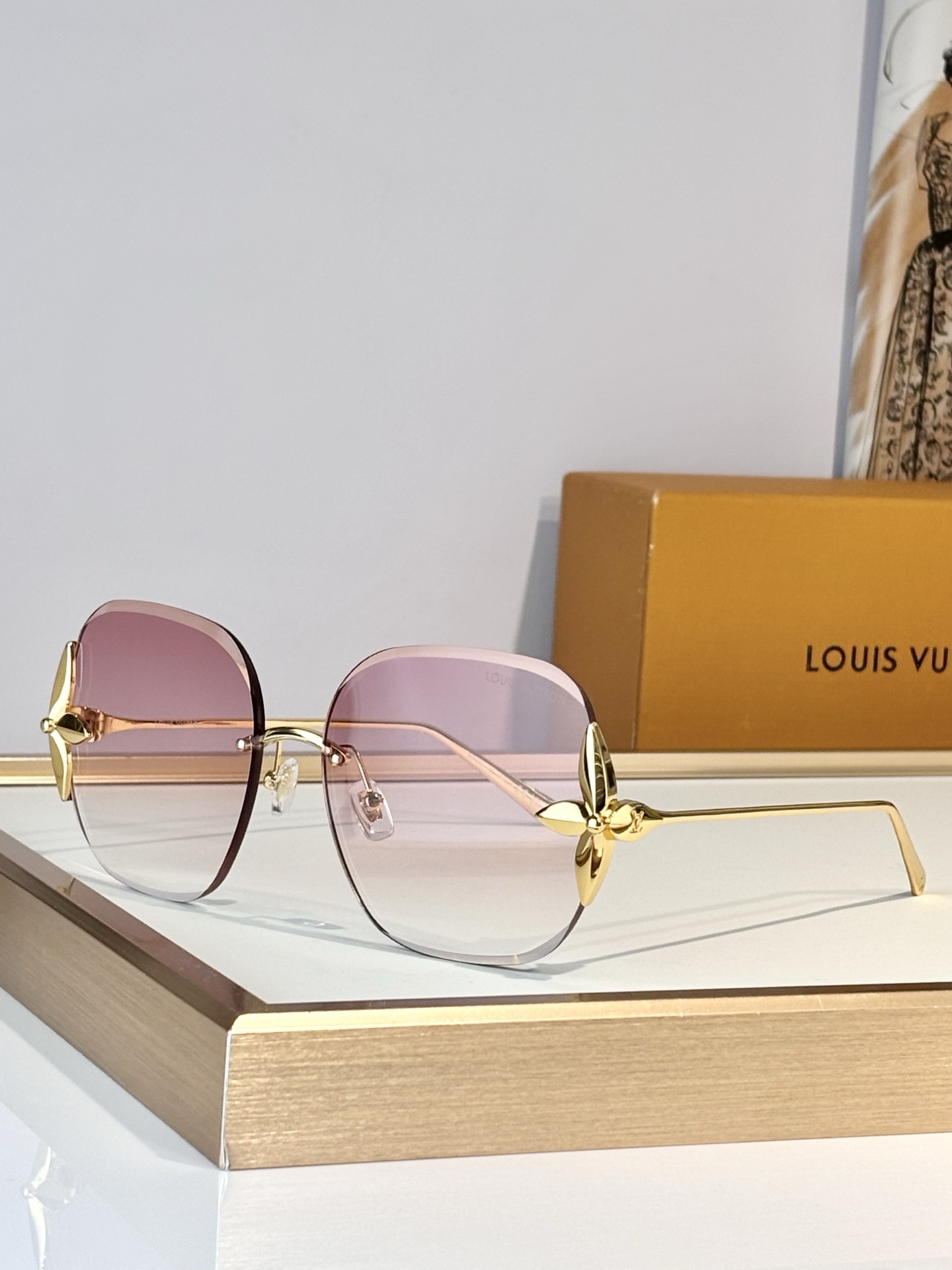 LOUIS VUITTONMOD：Z3169USize：63口17-140