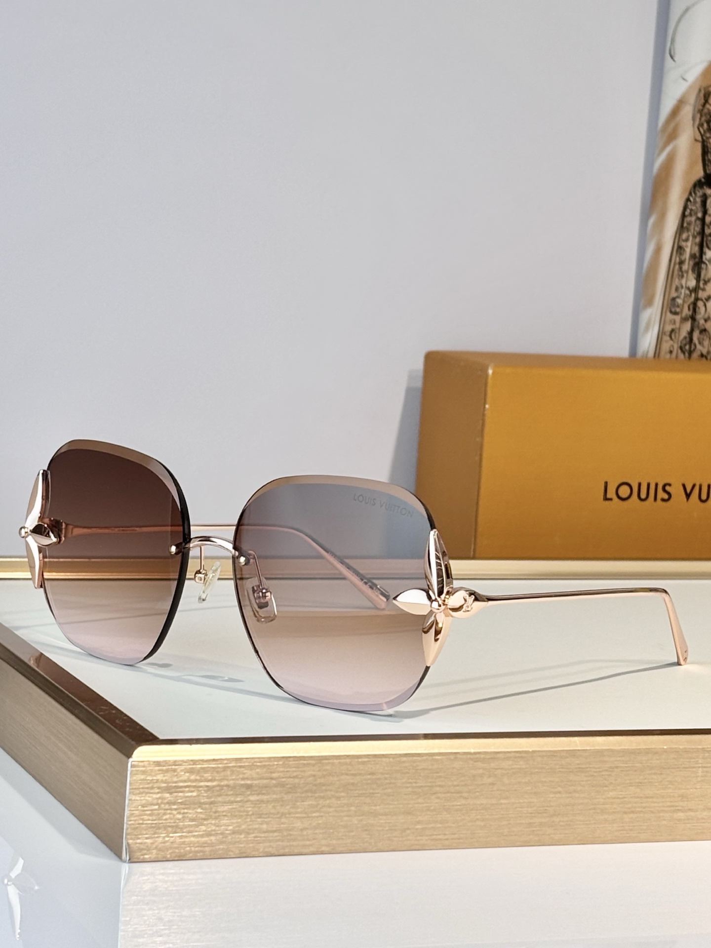 LOUIS VUITTONMOD：Z3169USize：63口17-140
