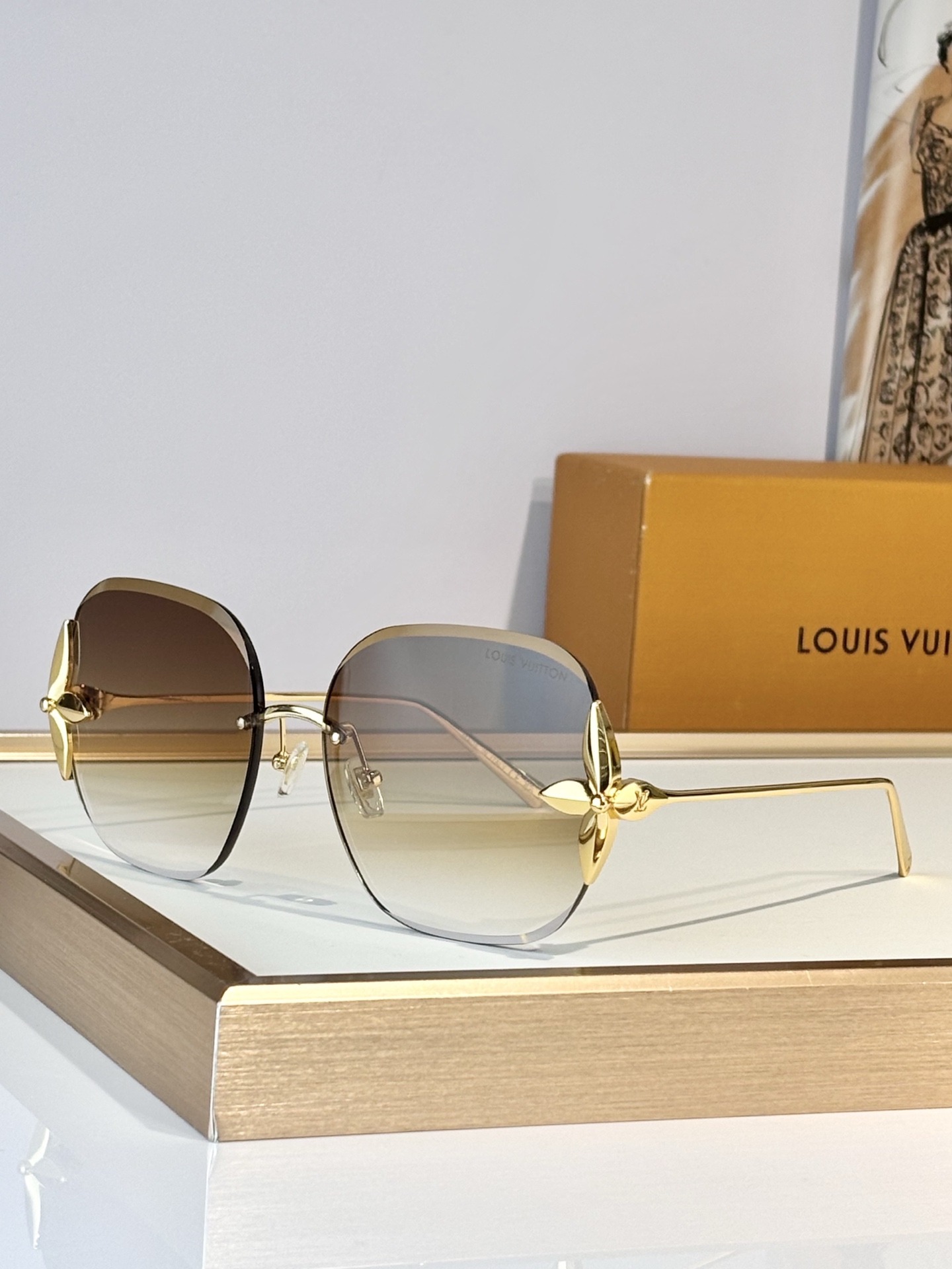 LOUIS VUITTONMOD：Z3169USize：63口17-140