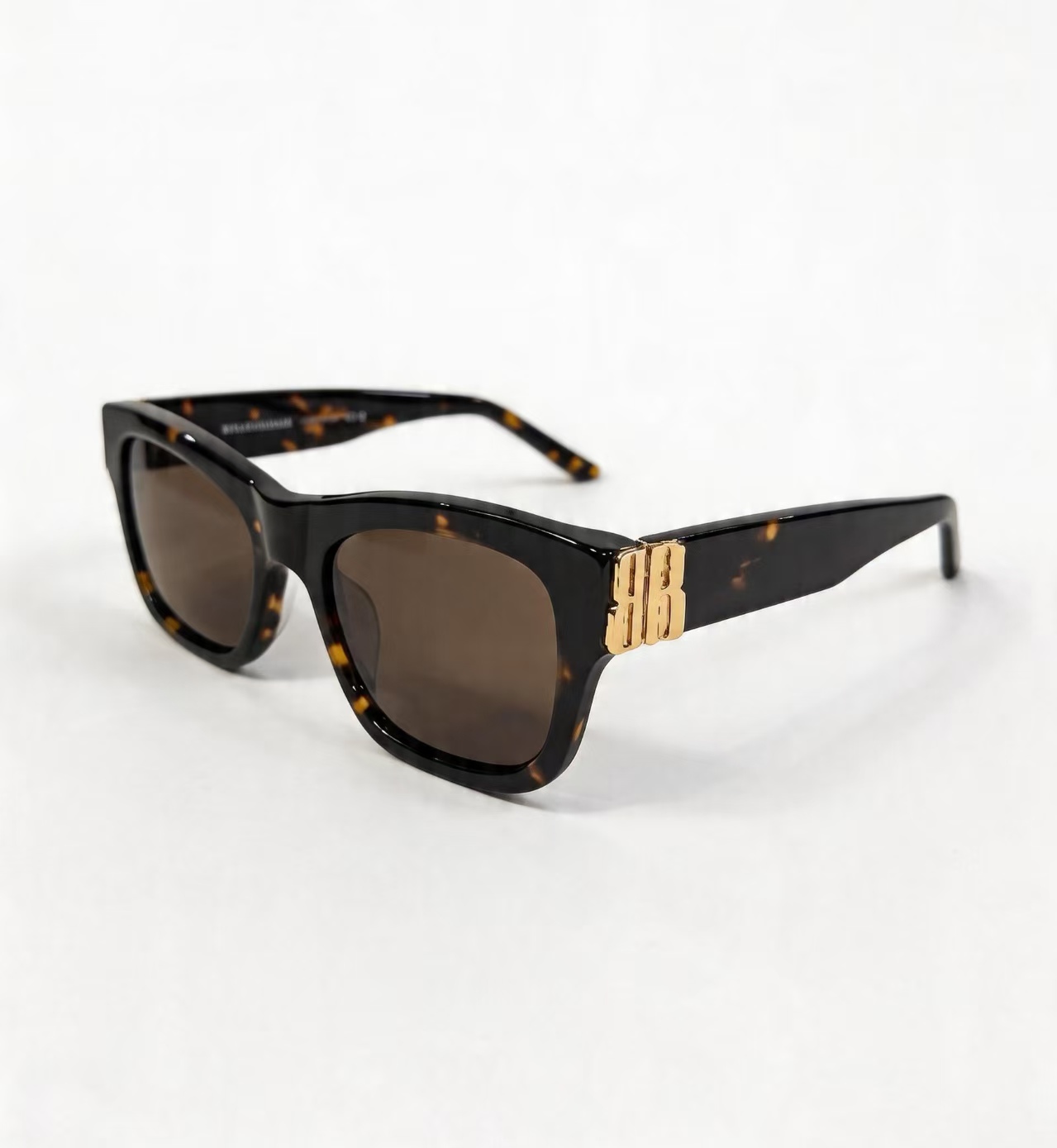 BALENCIAGAMOD：BB0503SSize：54口21-145