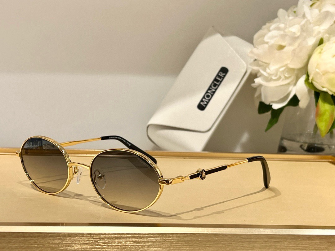 MONCLERMod: ML0224 size:52-19-145