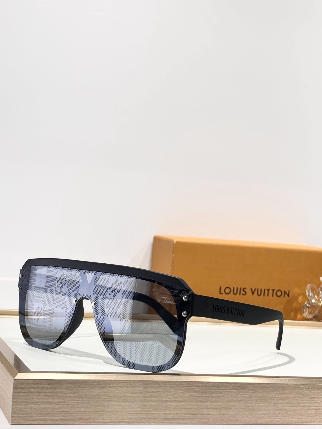 LOUIS VUITTONMOD：Z2878UOversizedSize：53口22 145