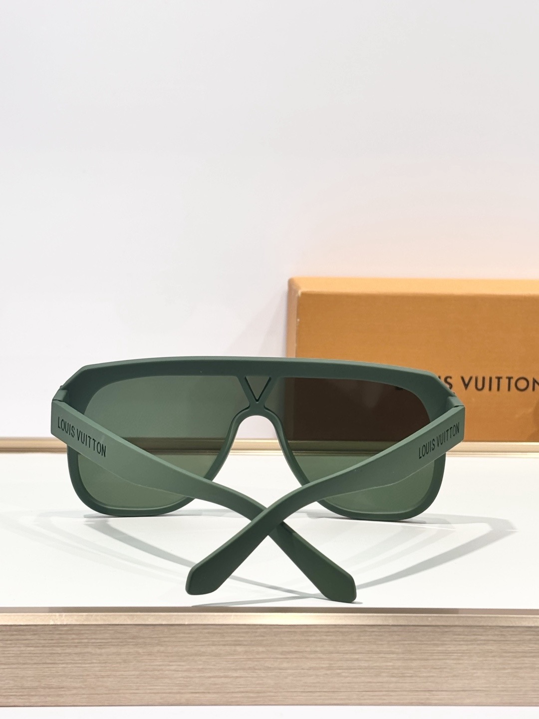 LOUIS VUITTONMOD：Z2878UOversizedSize：53口22 145