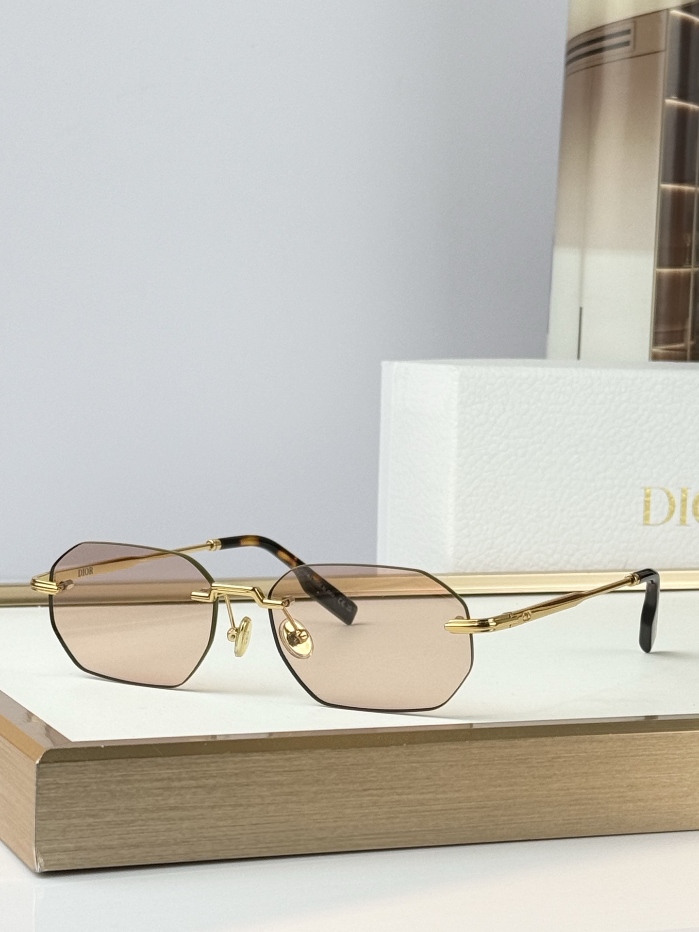 Dio*Mod：DiorBlackSuit S19USize：52口18-145