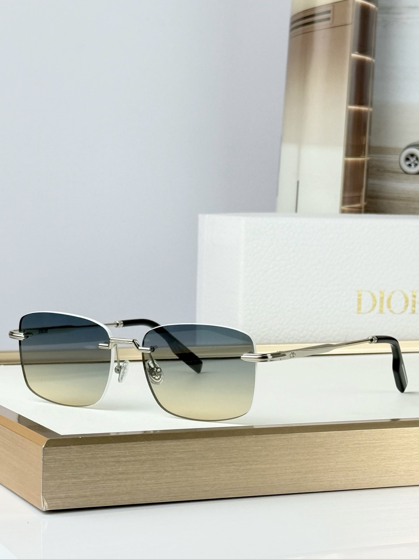Dio*Mod：DiorBlackSuit C20USize：54口16-145