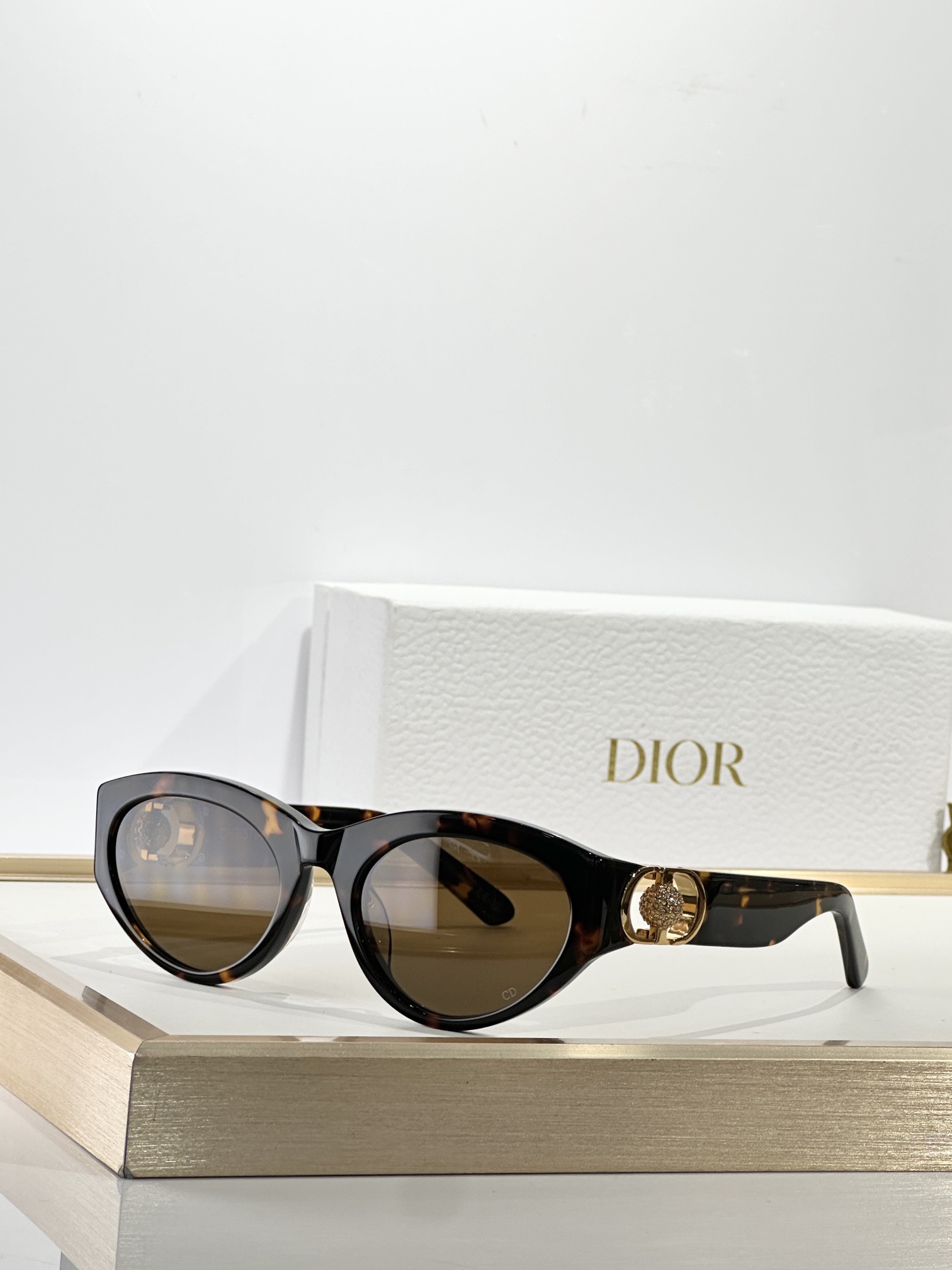 Dio* MODEL：30Montaigne B7FSIZE：  56口20-135