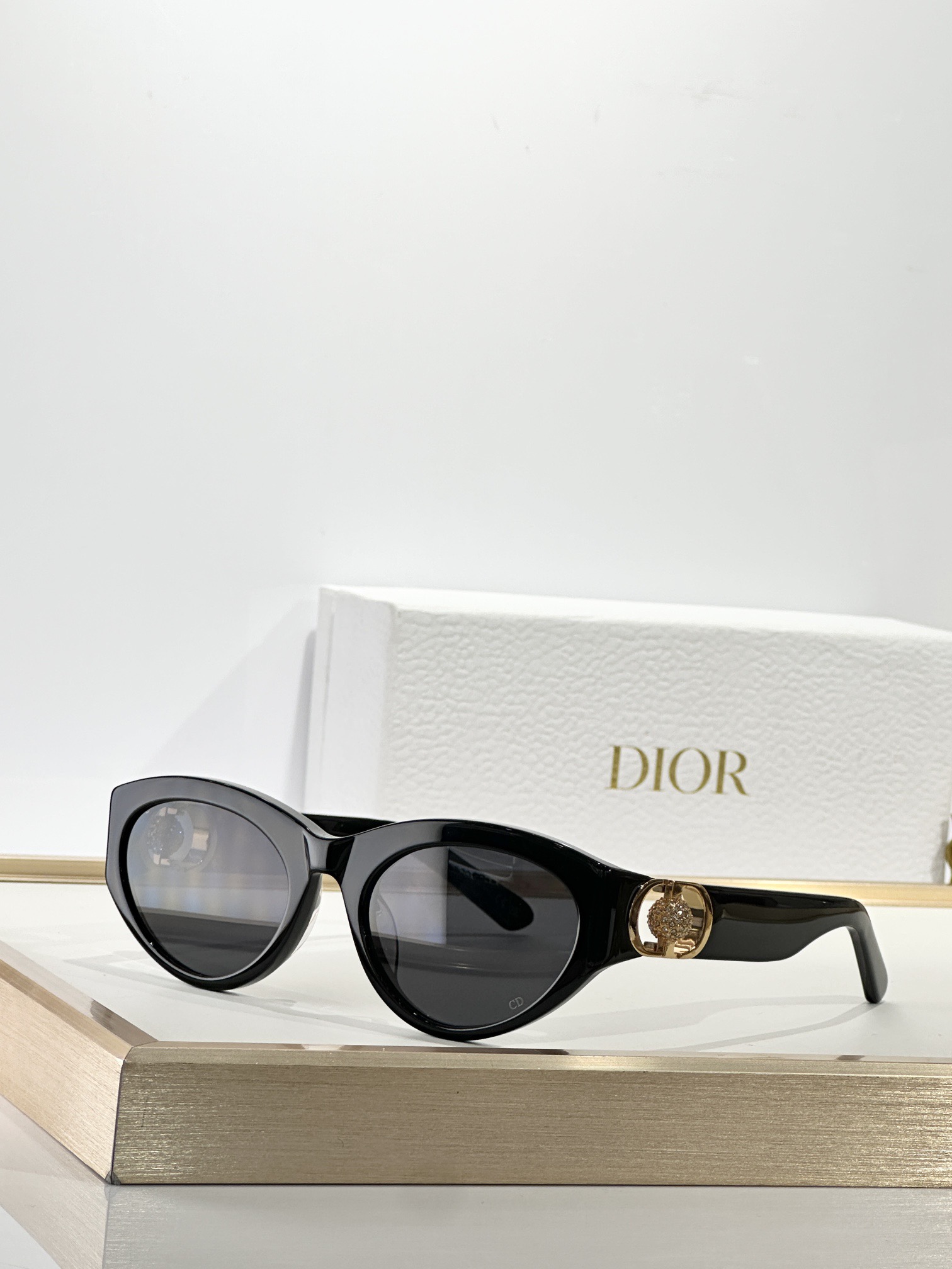 Dio* MODEL：30Montaigne B7FSIZE：  56口20-135
