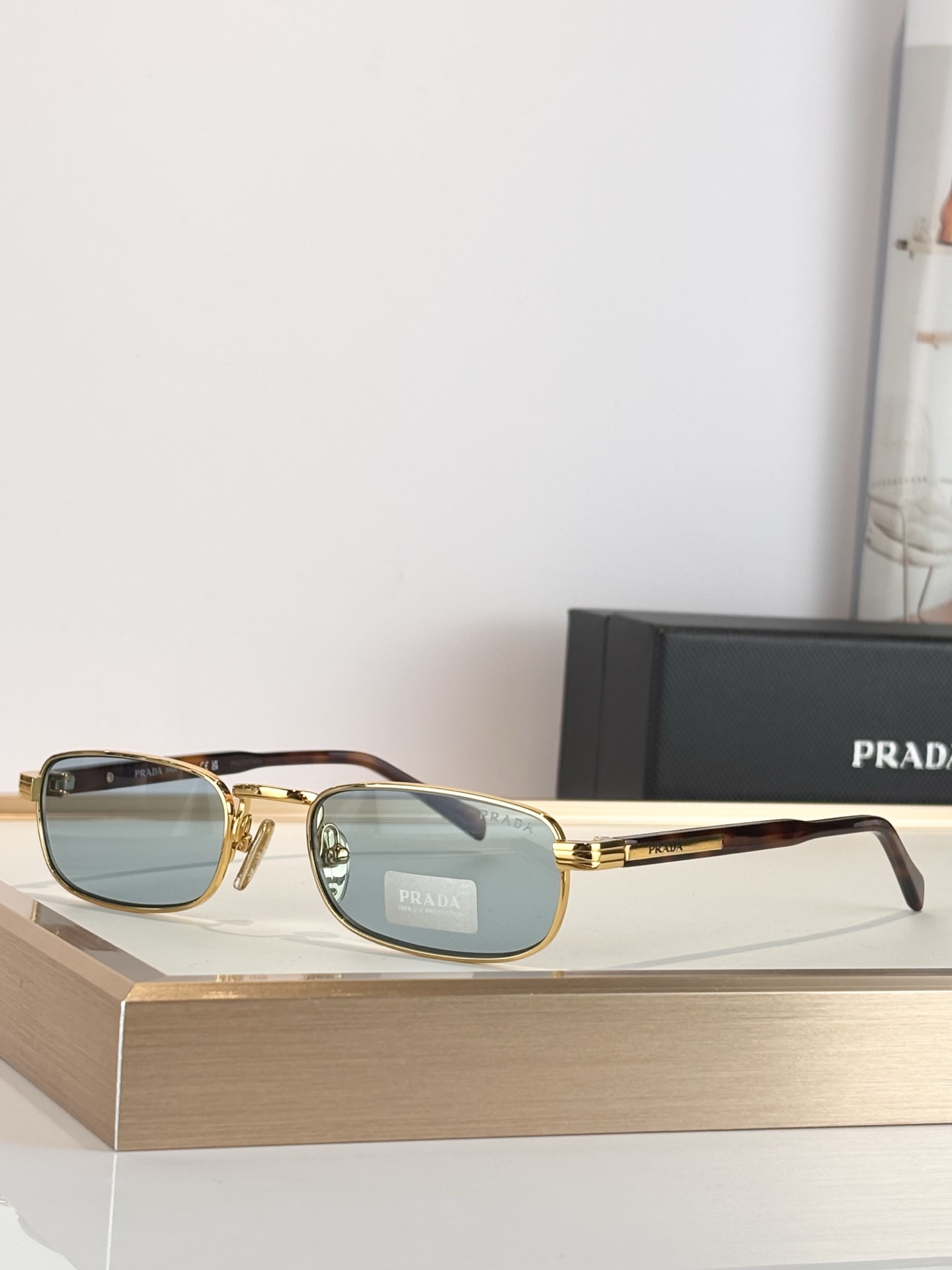 PRADA MODEL：PR B54S SIZE：54口23-145 