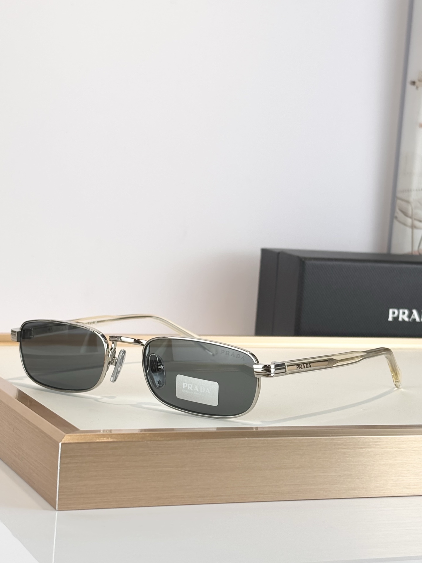 PRADA MODEL：PR B54S SIZE：54口23-145 
