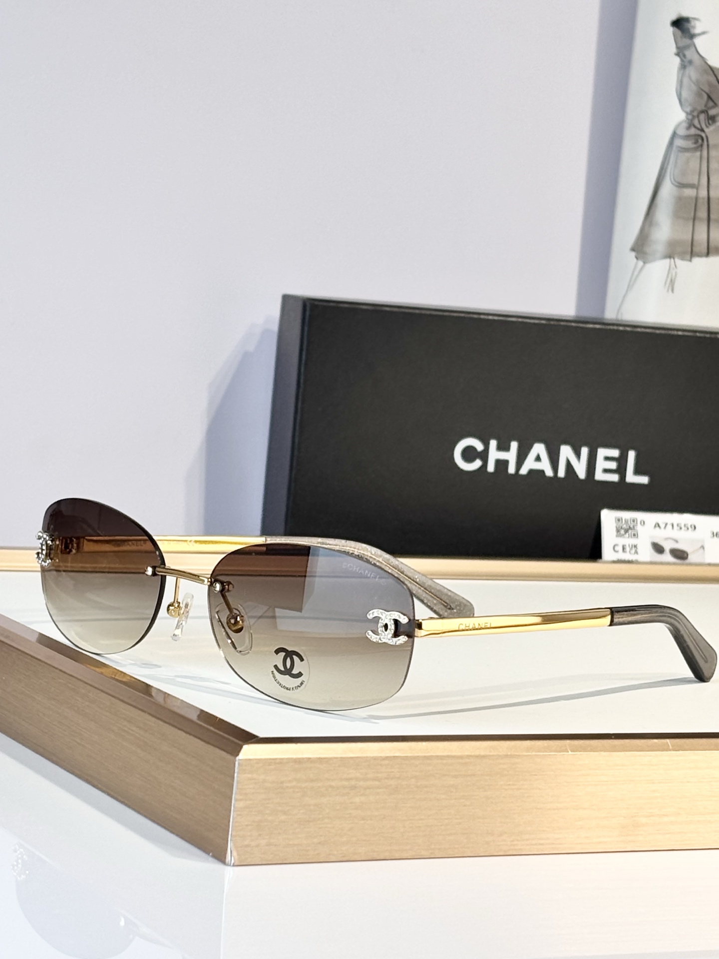 CHANEL MODEL：A71559 SIZE：62口16-145 